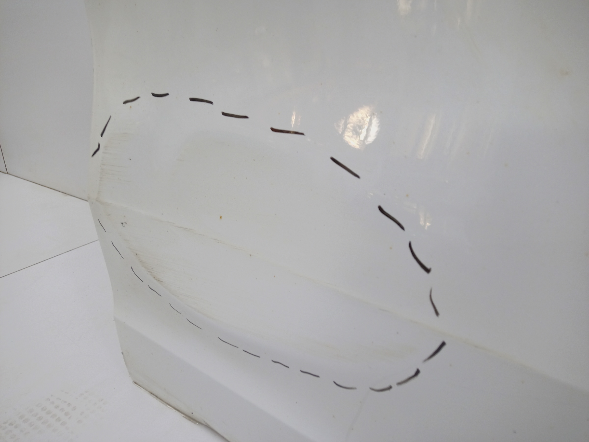 Дверь передняя правая Haval Jolion без молдинга