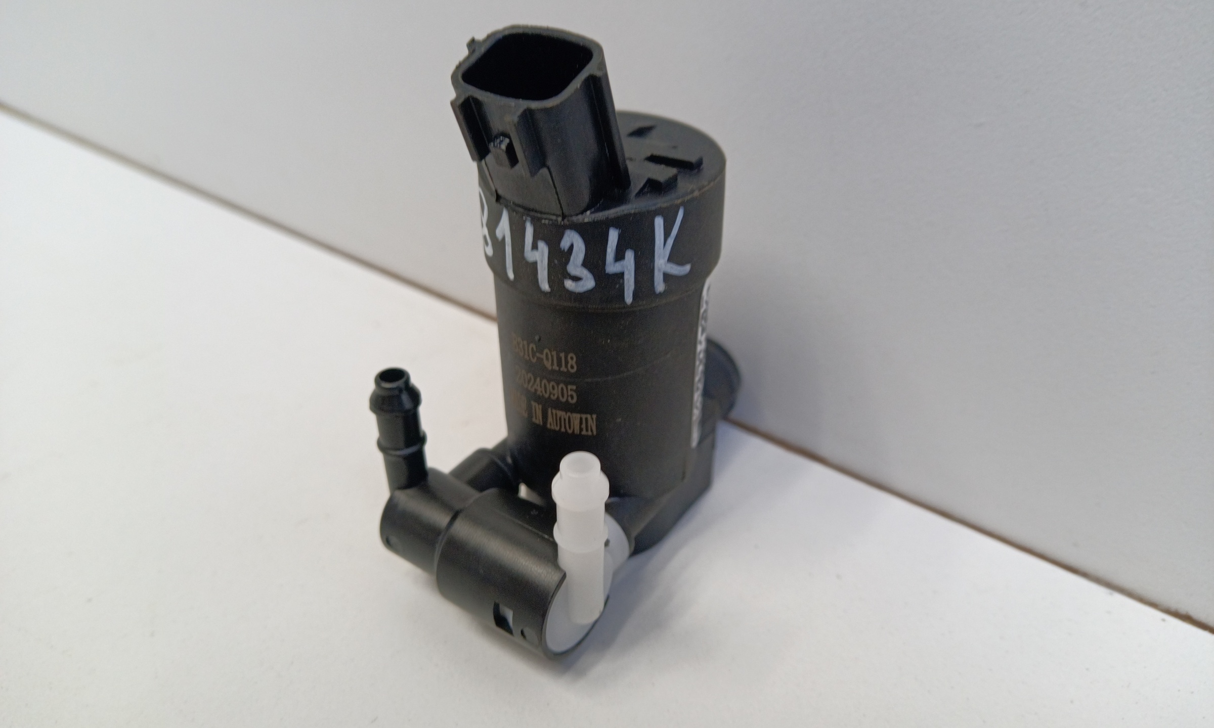 Насос омывателя лобового стекла Chery Tiggo 4