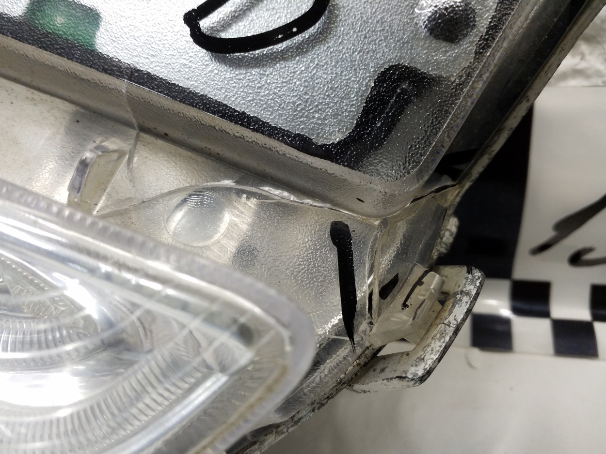 Фара ПТФ передняя правая Volvo XC60 1 Restail LED