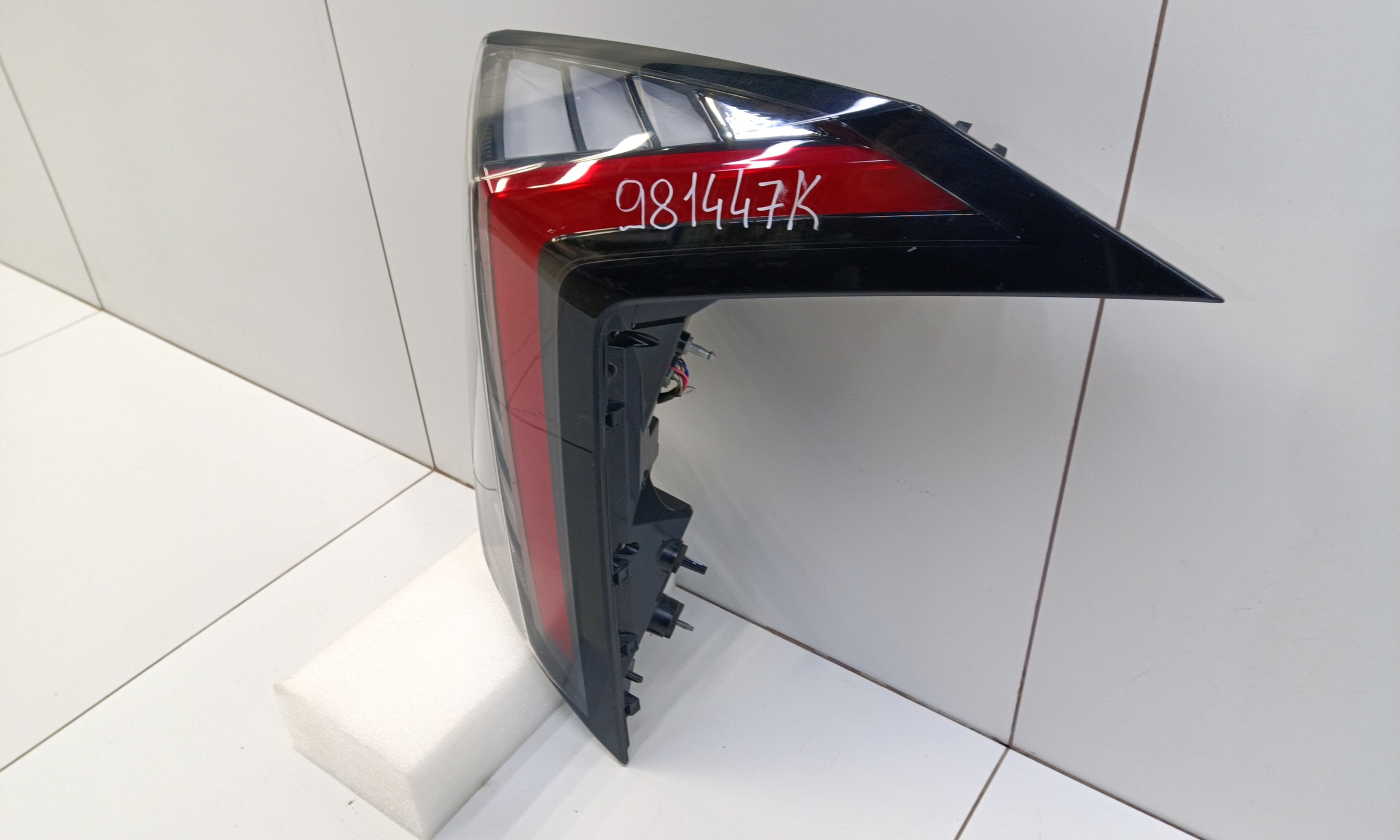 Фонарь задний правый Geely Atlas 2 LED