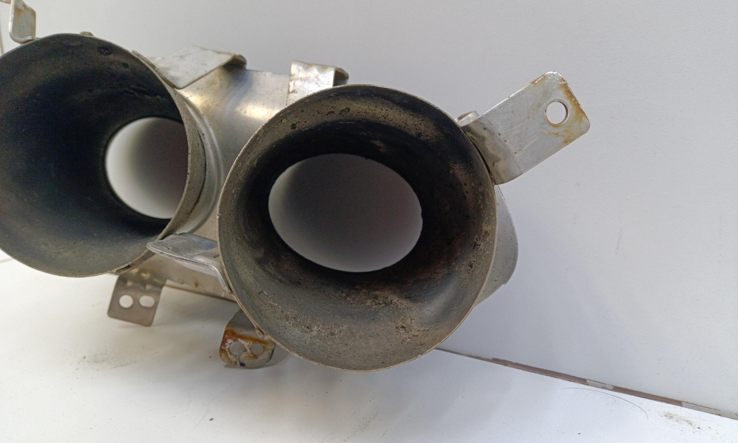 Насадка глушителя правая Geely Tugella Restail