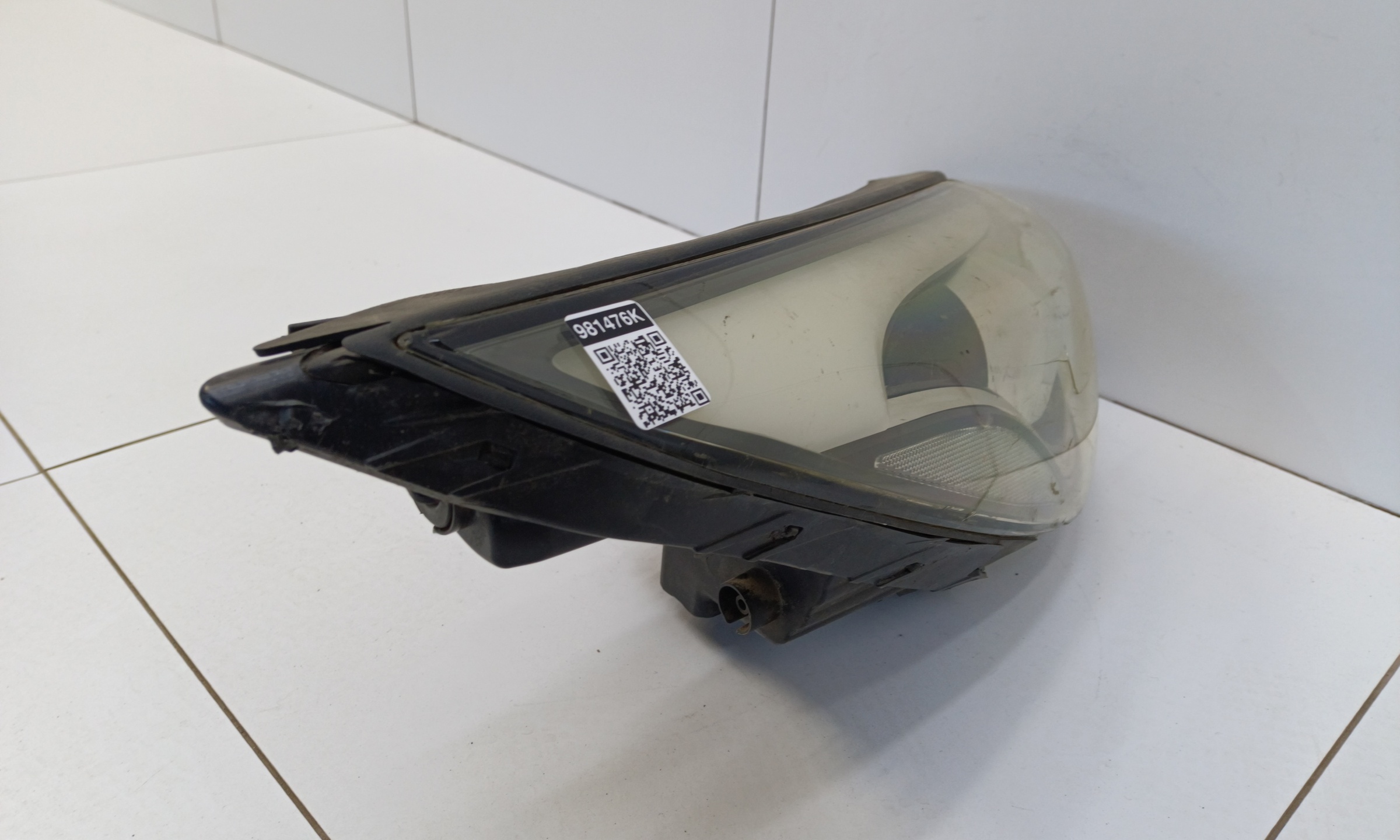 Фара передняя правая Hyundai IX35 Restail ксенон