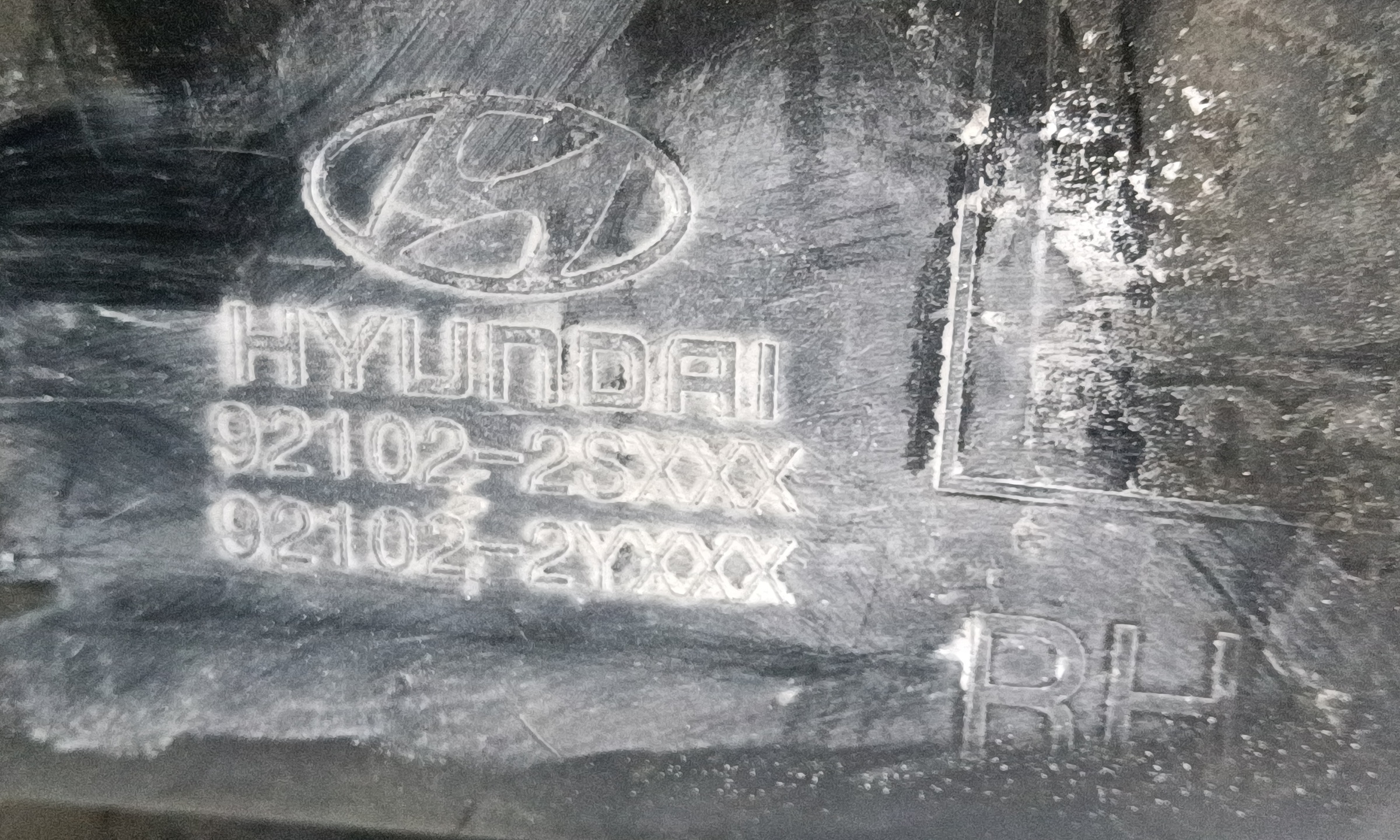 Фара передняя правая Hyundai IX35 Restail ксенон