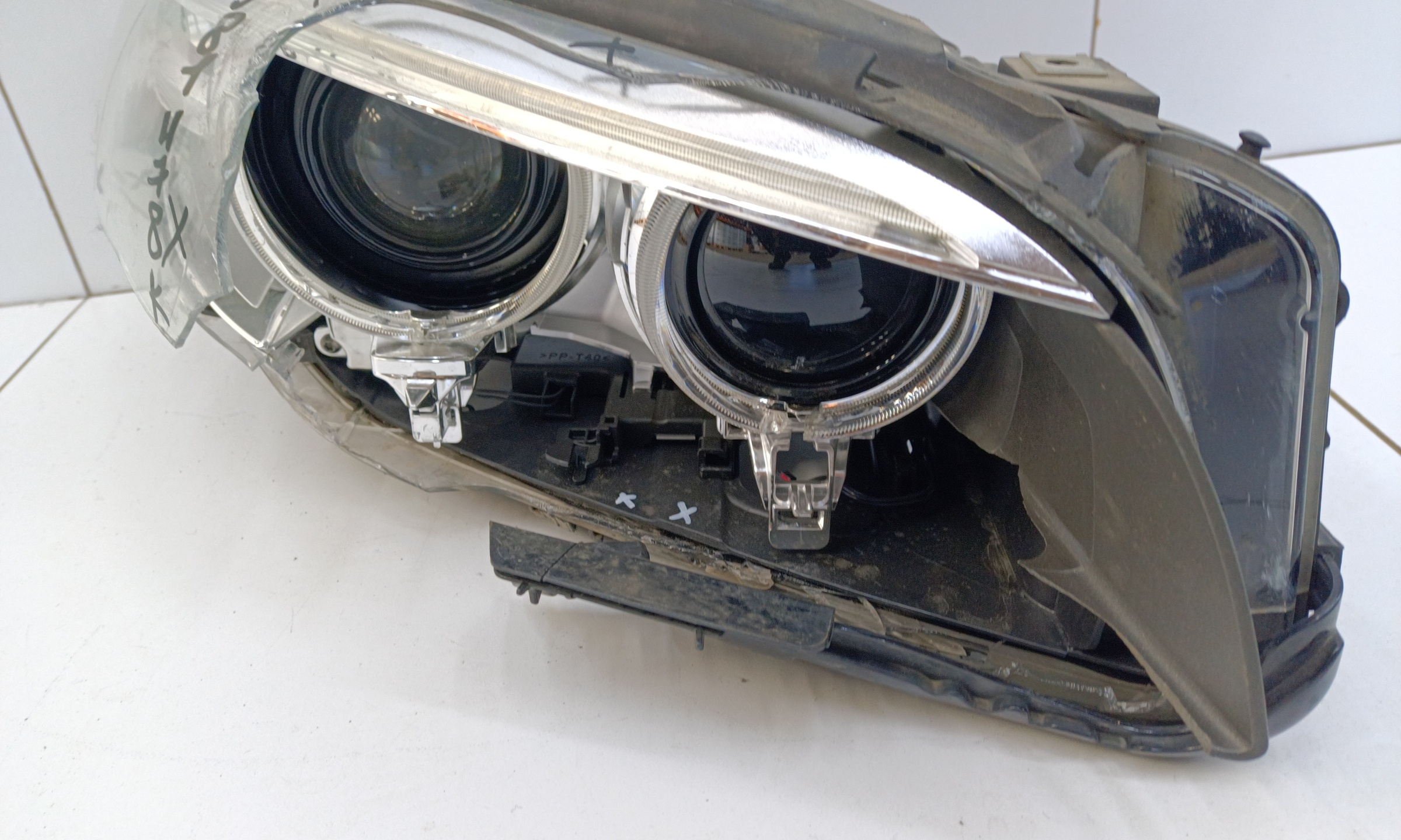 Фара передняя правая BMW 5er F10 Restail ксенон