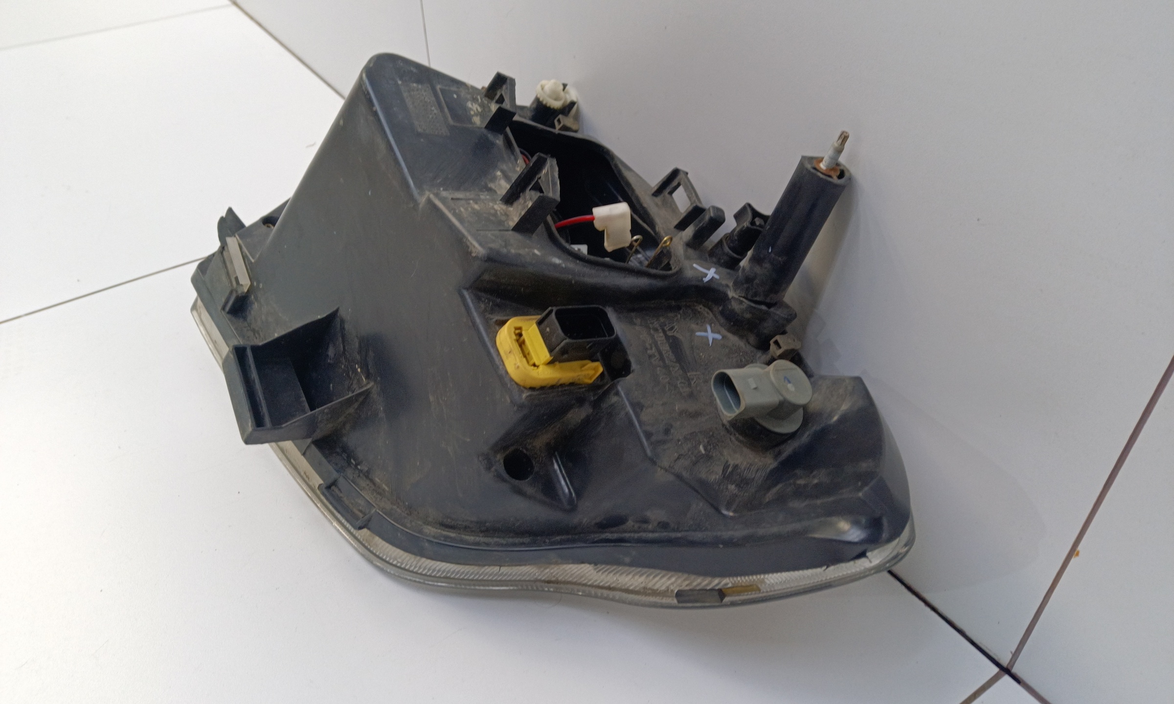 Фара передняя правая UAZ Patriot Restail 2 галоген с ДХО