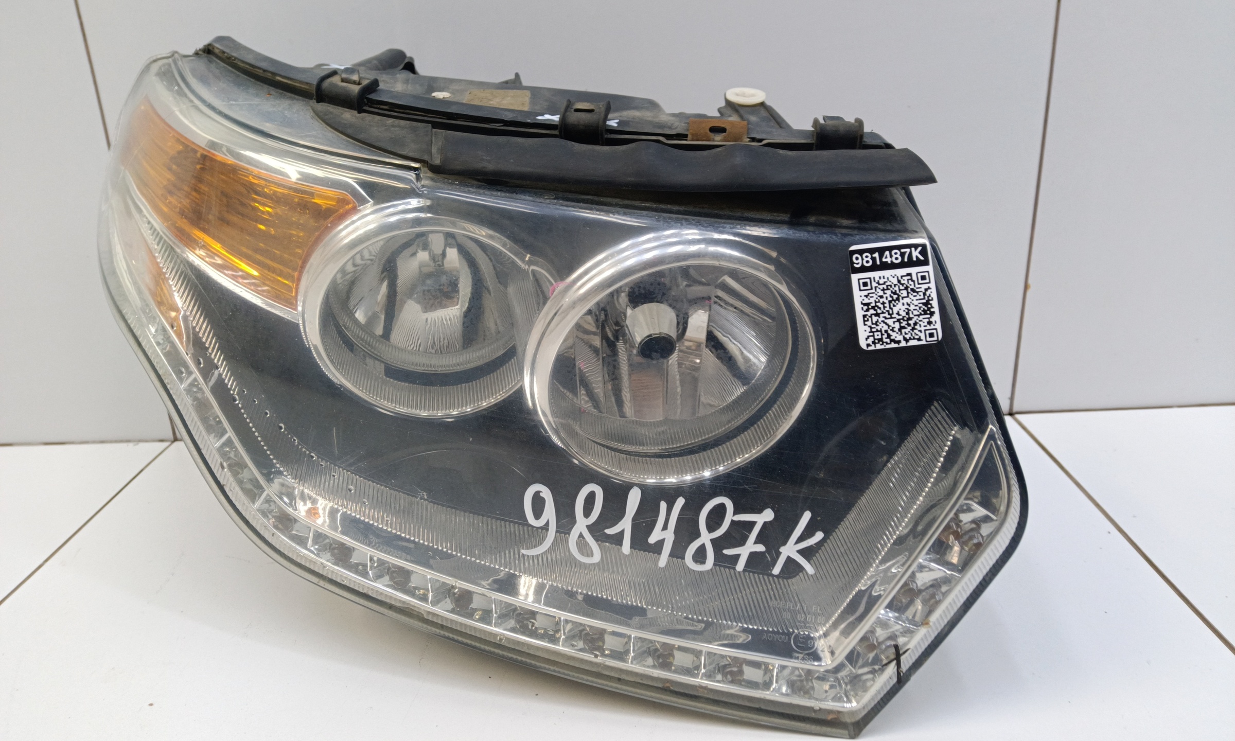 Фара передняя правая UAZ Patriot Restail 2 галоген с ДХО