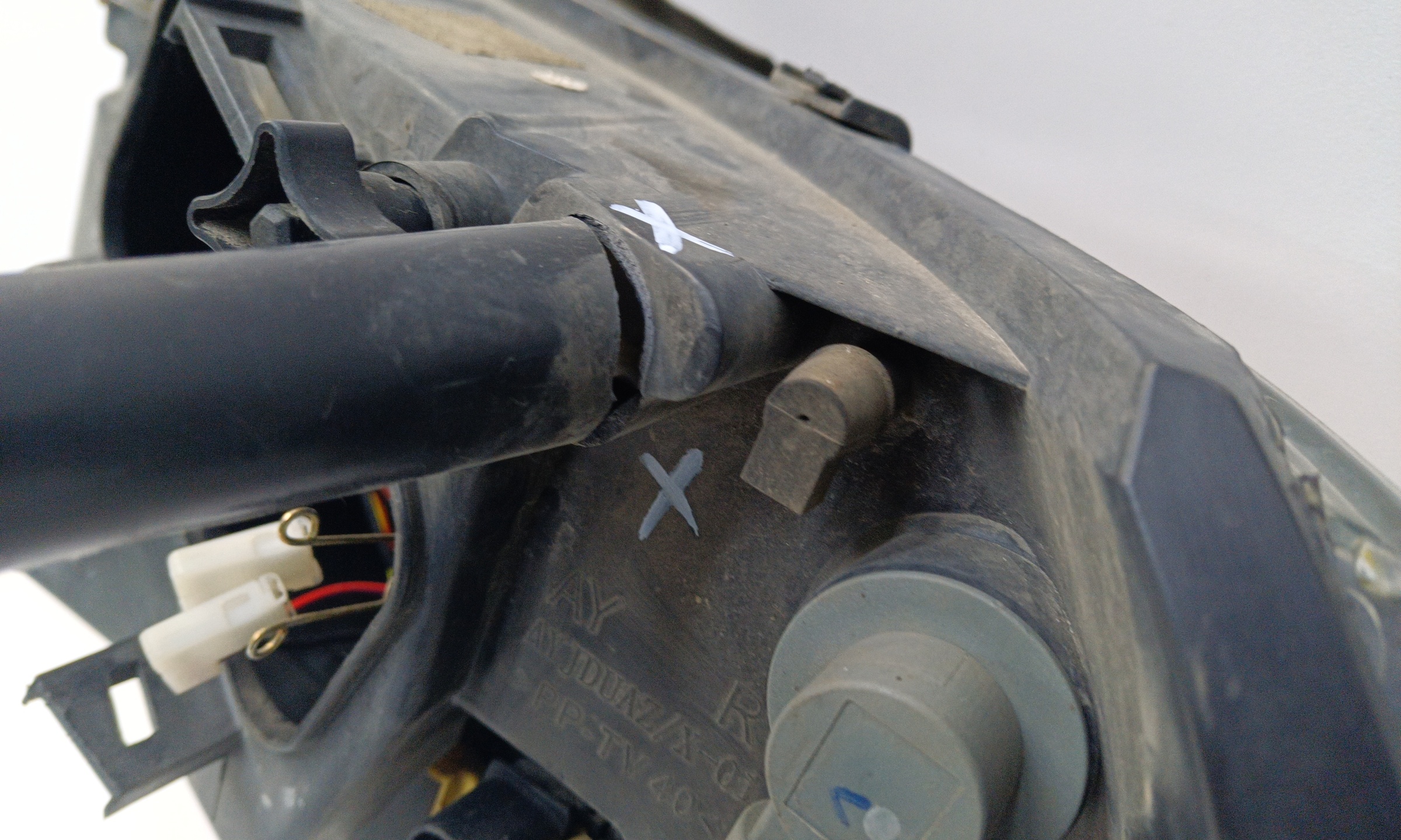 Фара передняя правая UAZ Patriot Restail 2 галоген с ДХО