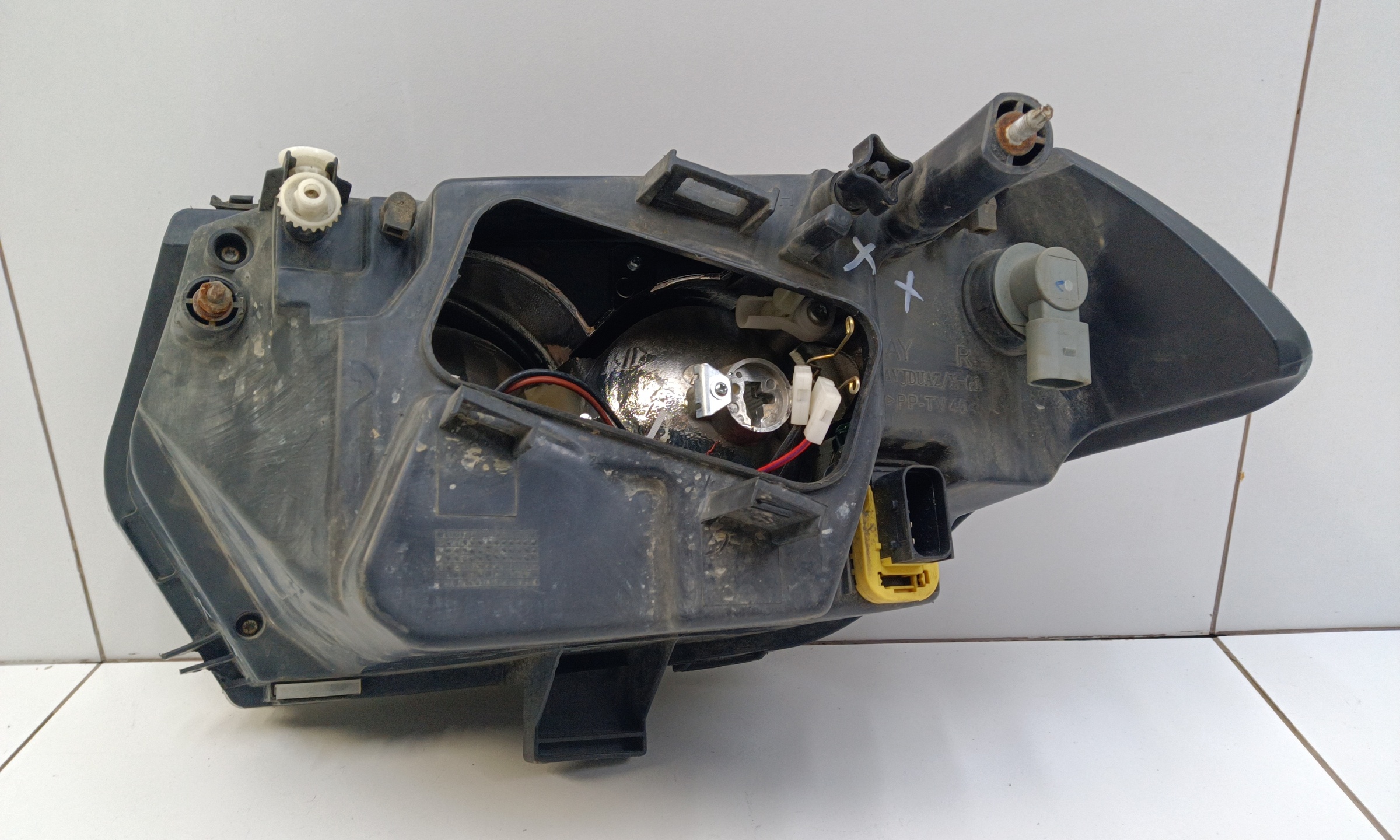 Фара передняя правая UAZ Patriot Restail 2 галоген с ДХО