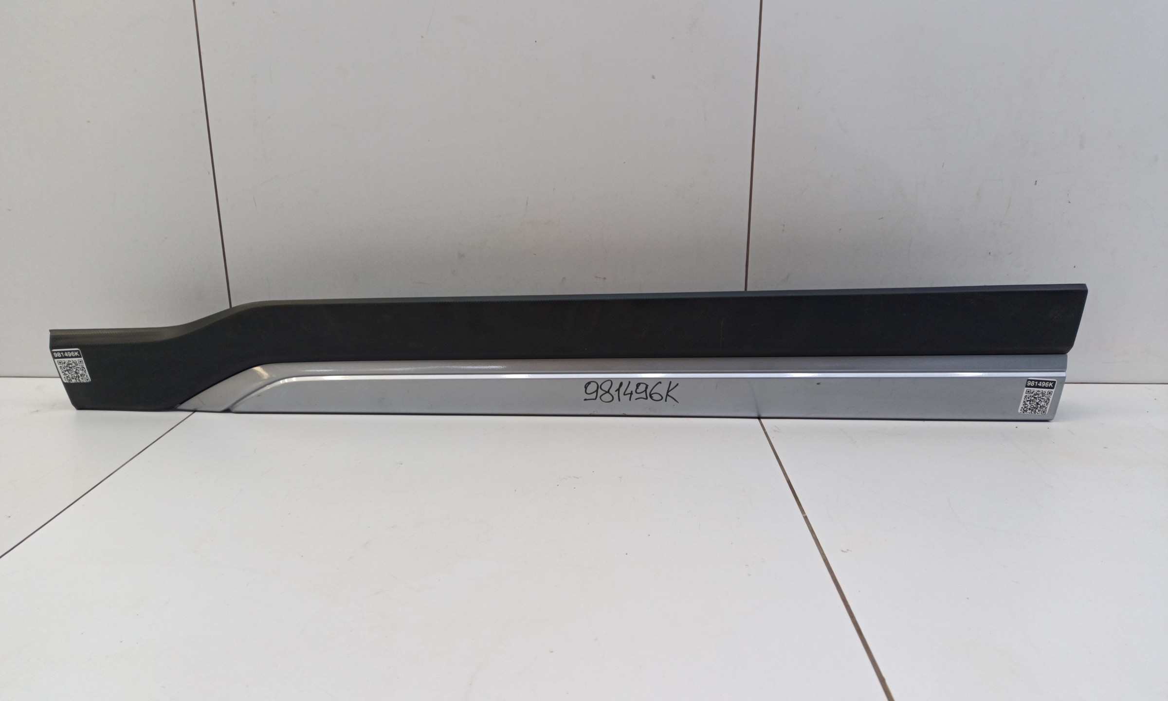 Накладка двери передней левой Subaru Forester 5 SK