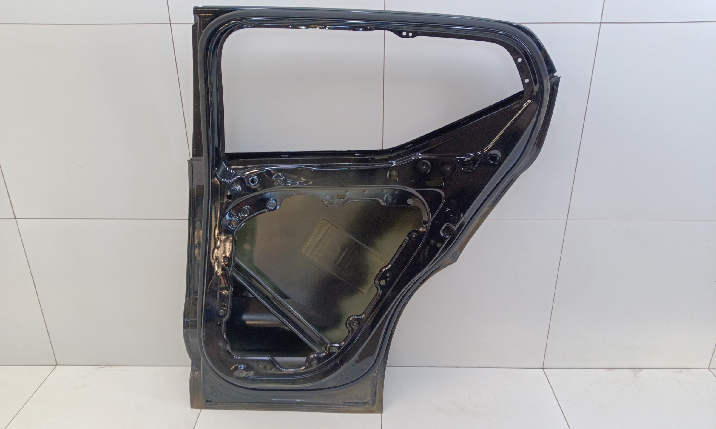 Дверь задняя правая Volvo XC40