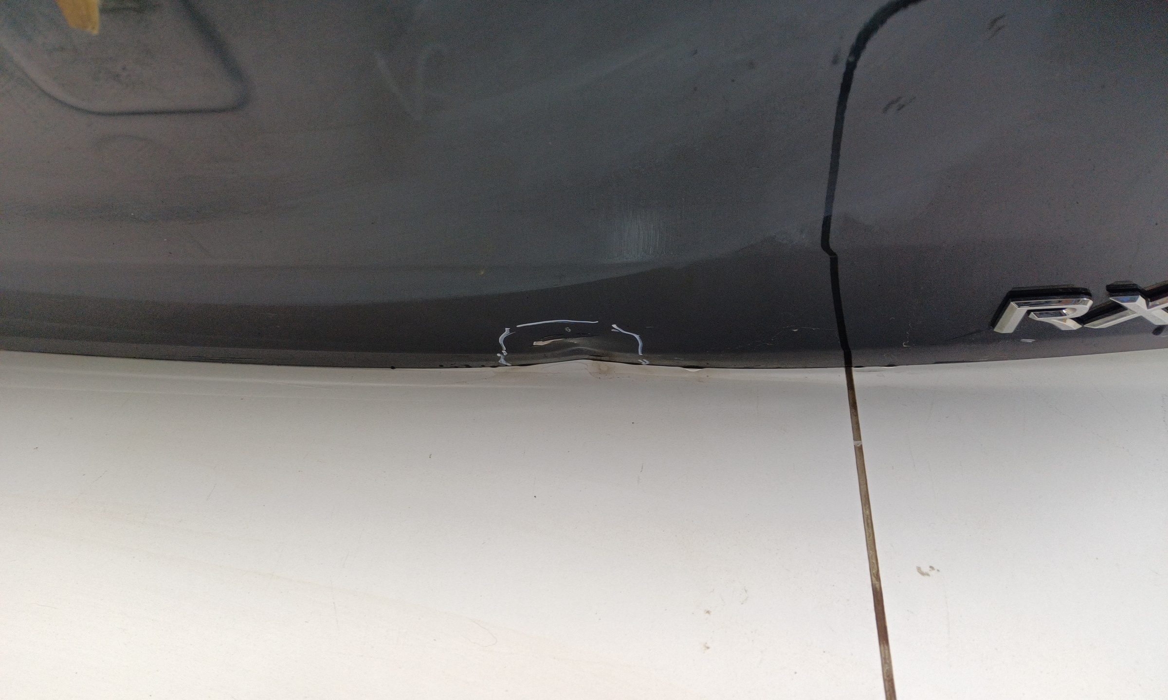 Крышка багажника Lexus RX 4