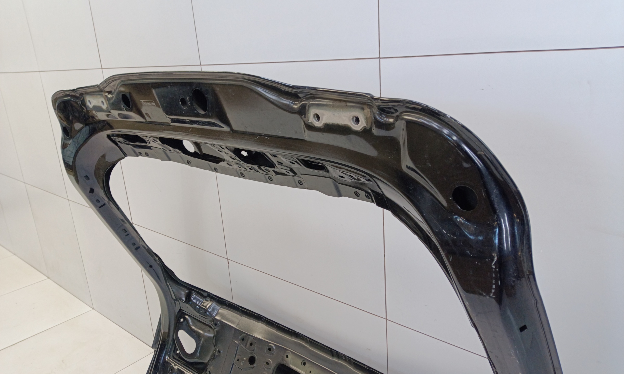 Крышка багажника Lexus RX 4