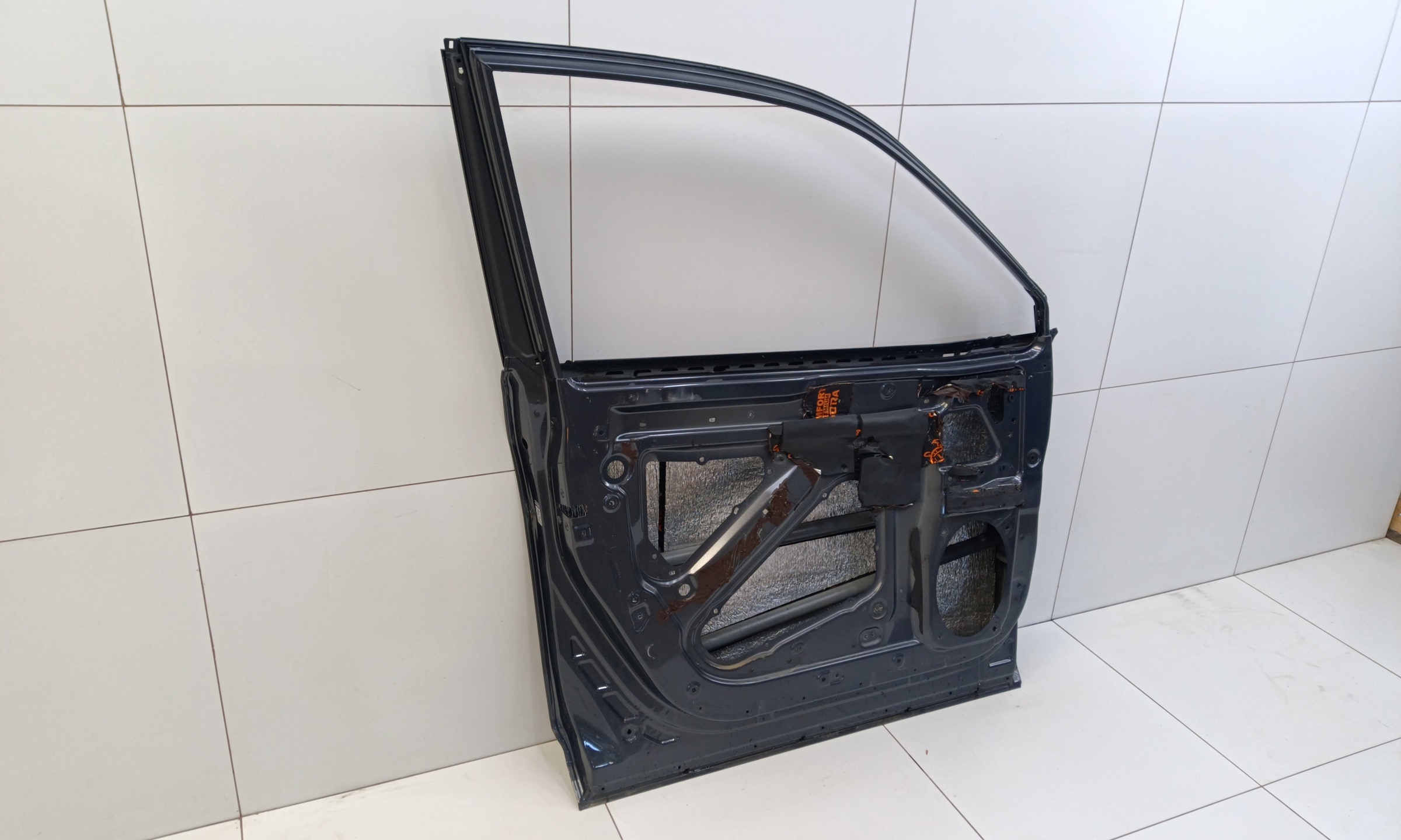 Дверь передняя левая Subaru Forester 5 SK