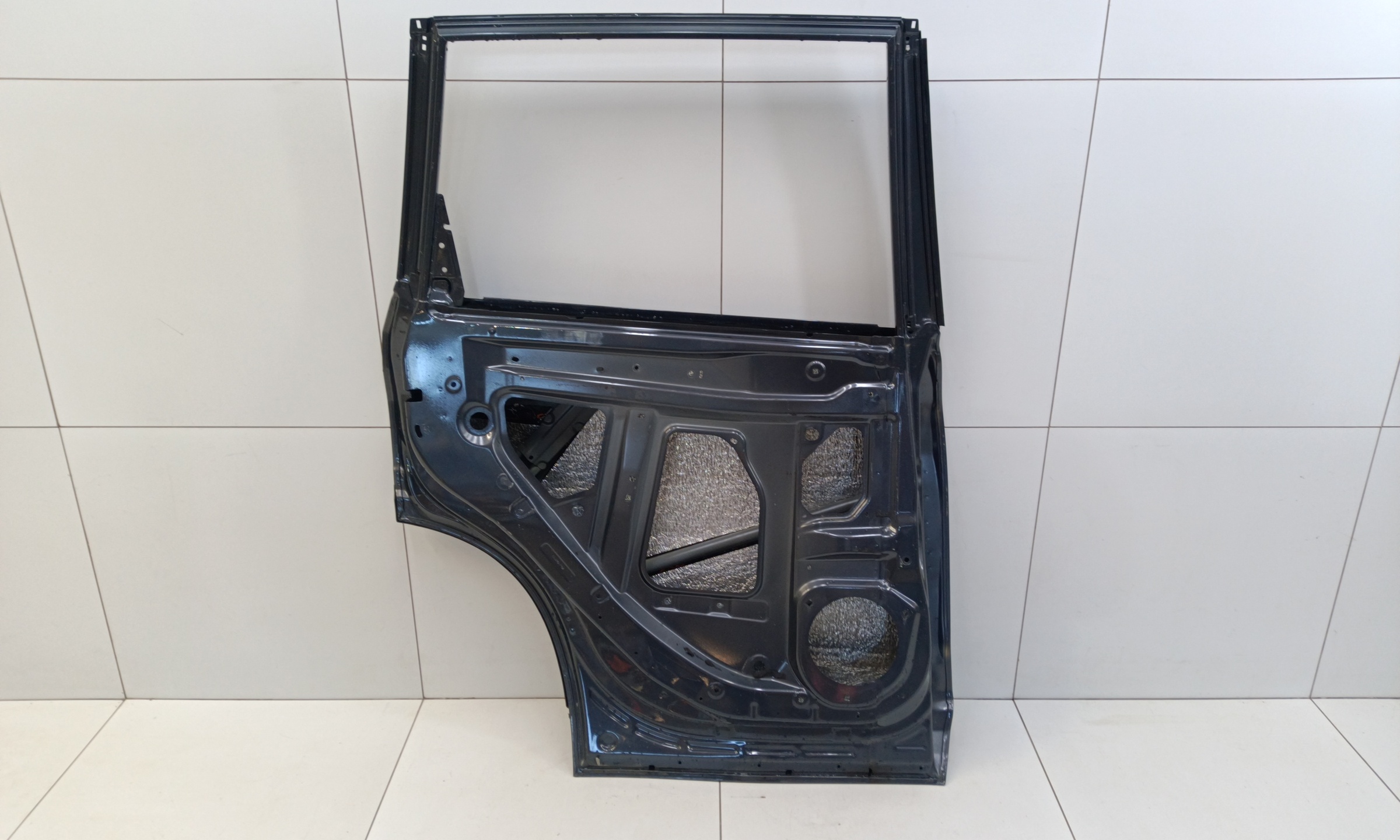 Дверь задняя левая Subaru Forester 5 SK