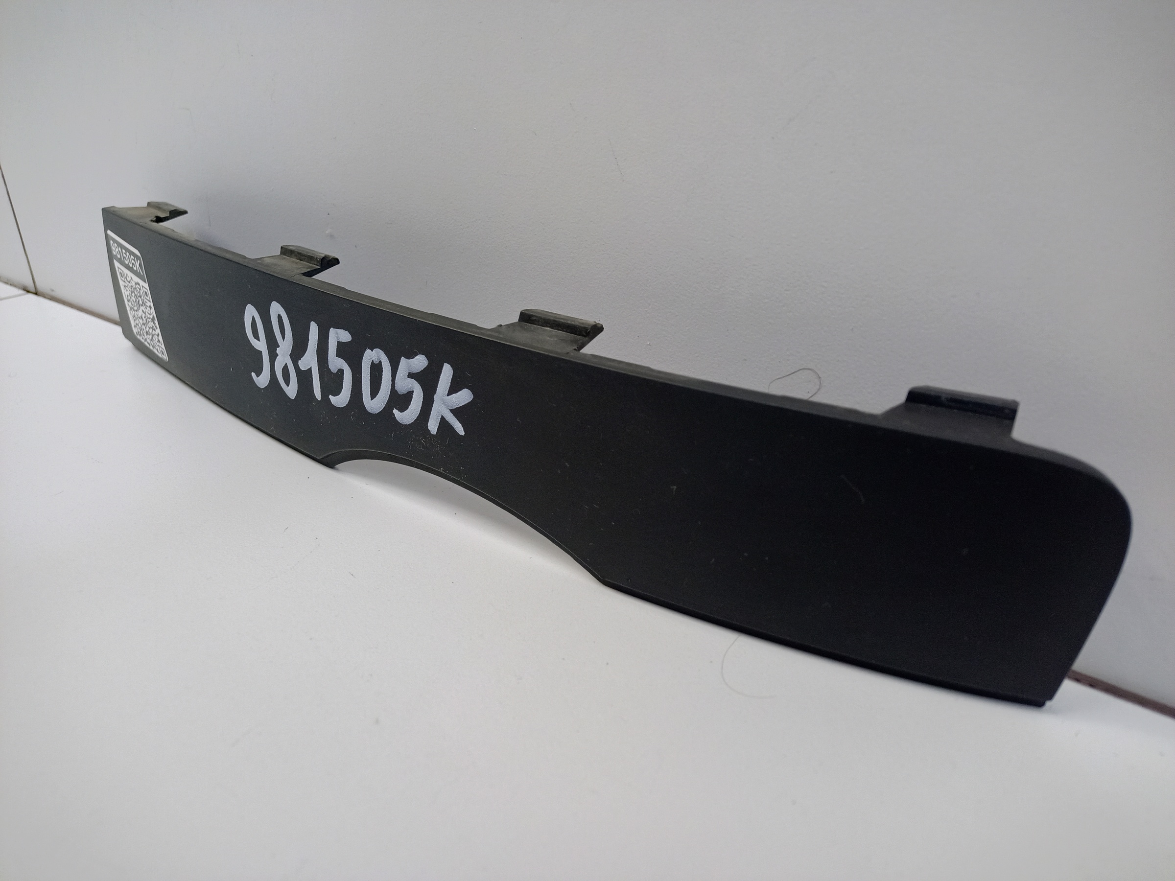 Накладка переднего бампера левая Audi Q3 1 8U