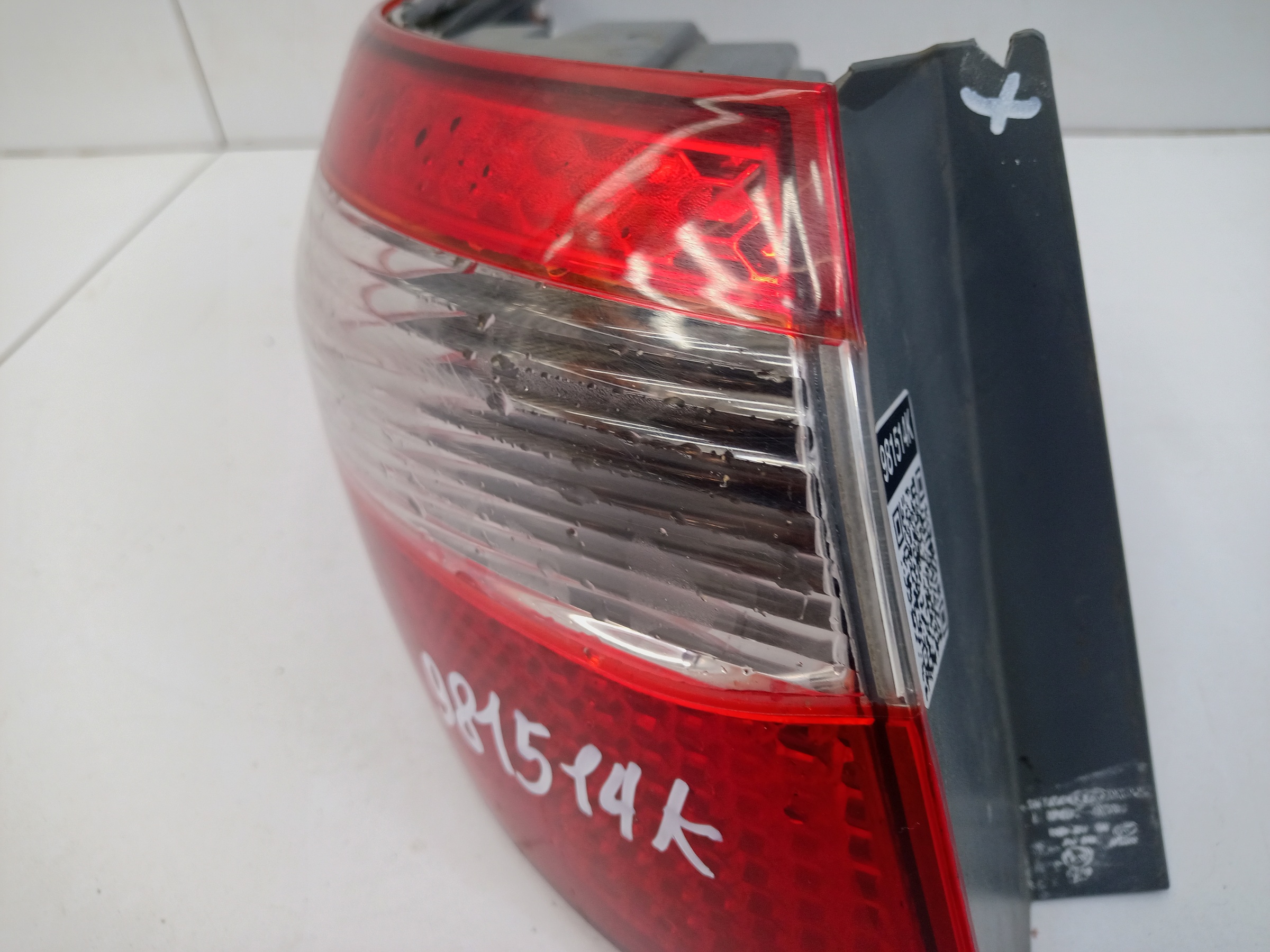 Фонарь задний левый внешний Kia Rio 3 Sedan