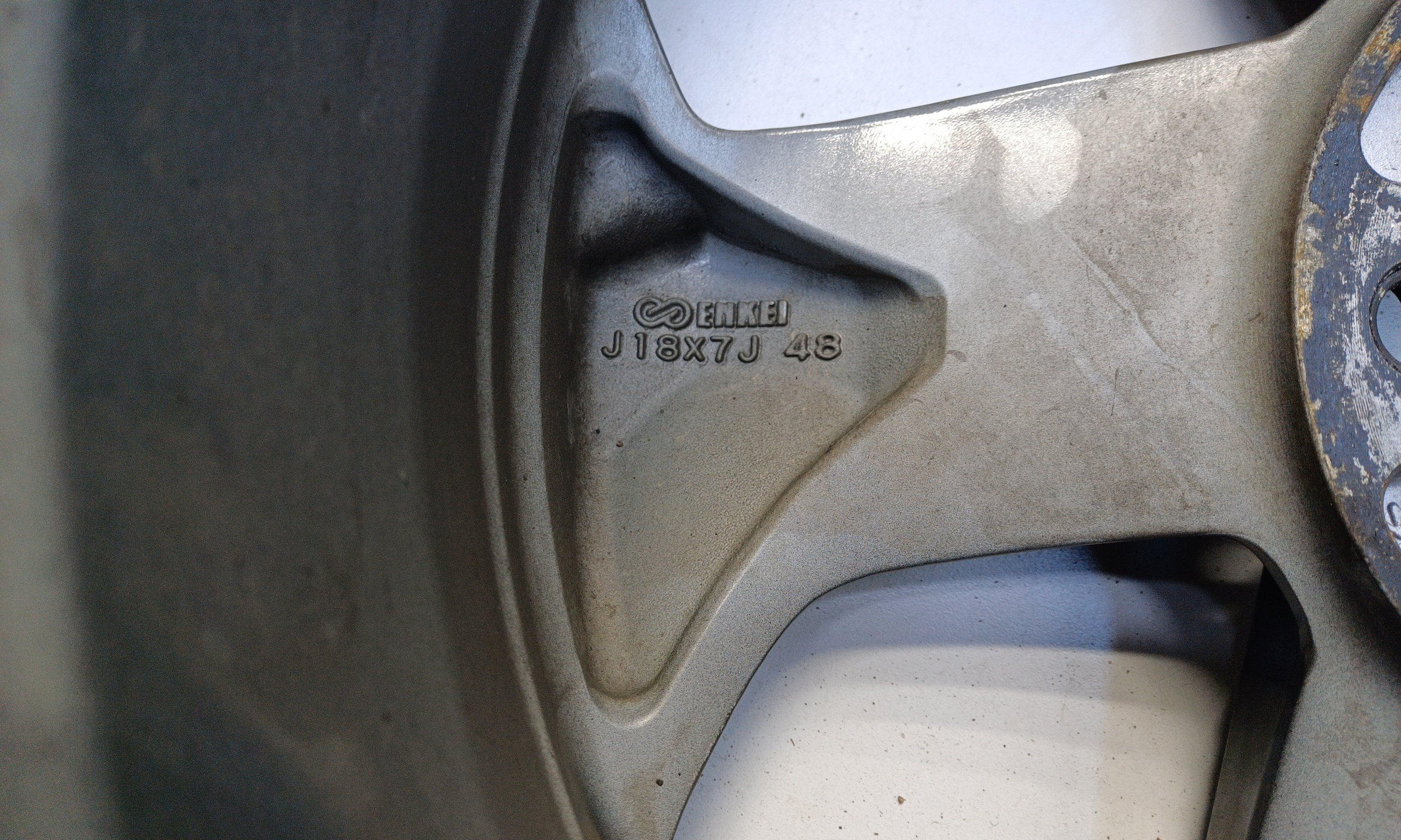 Диск колеса литой Subaru Forester 5 SK Restail R18