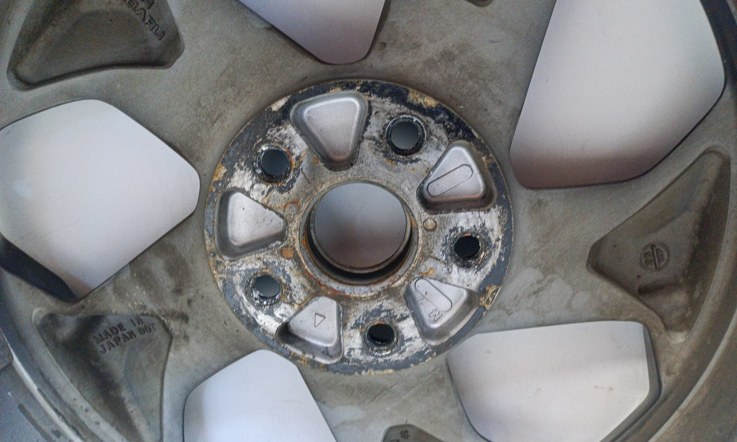 Диск колеса литой Subaru Forester 5 SK Restail R18