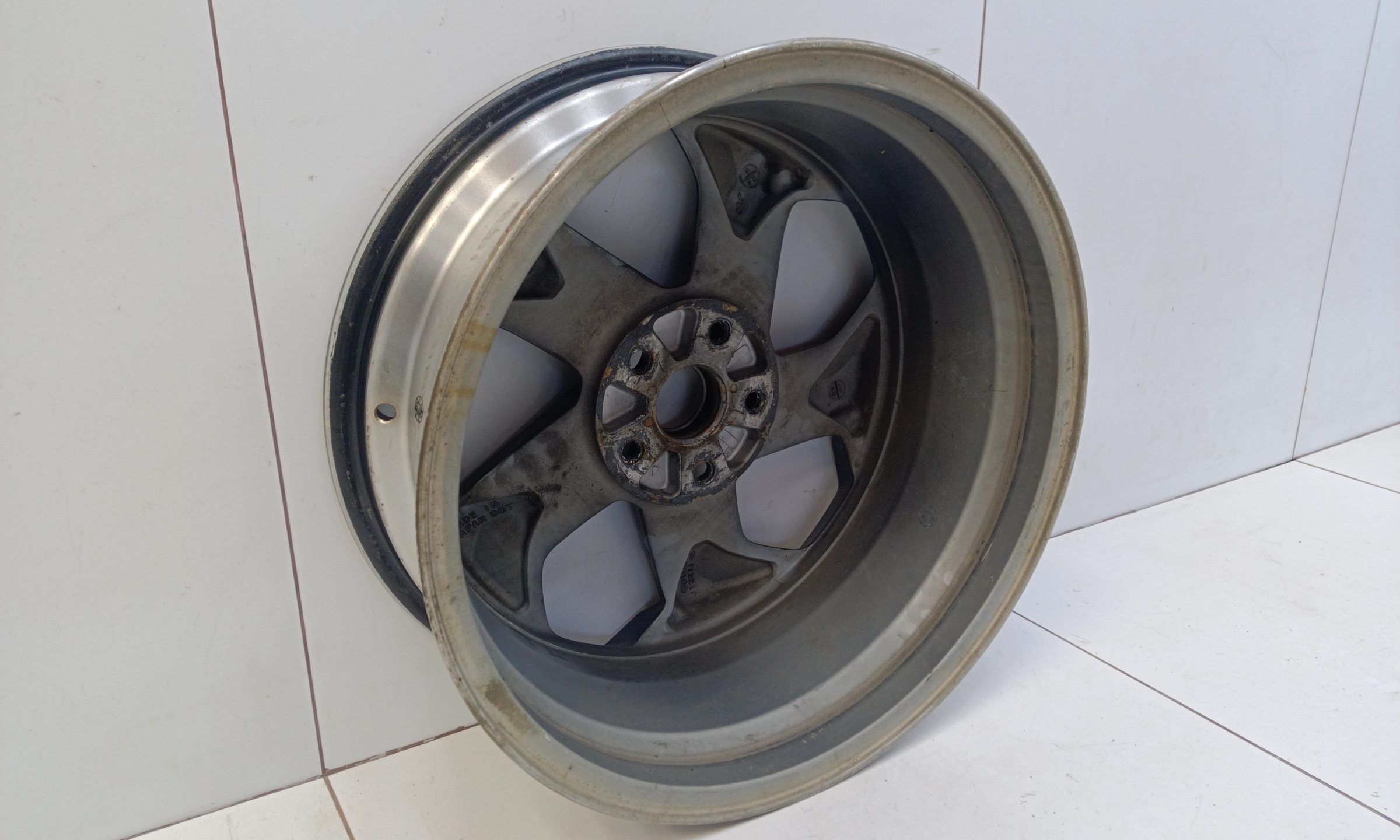 Диск колеса литой Subaru Forester 5 SK Restail R18