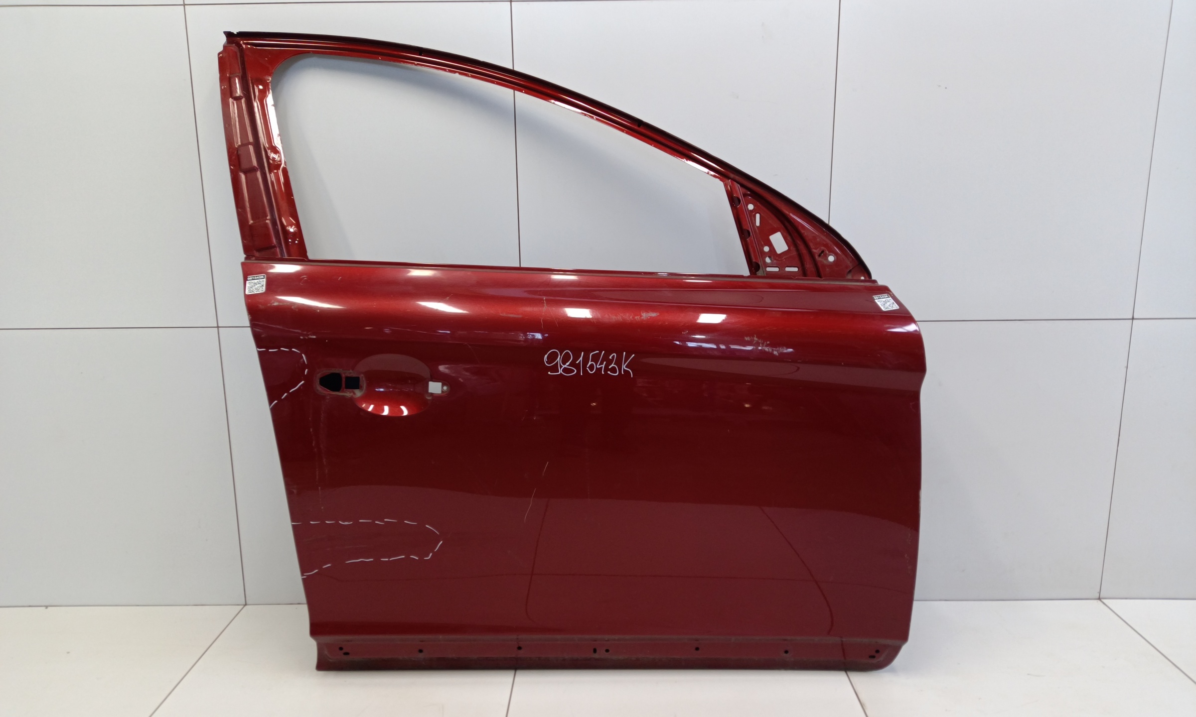 Дверь передняя правая Volvo XC60 1