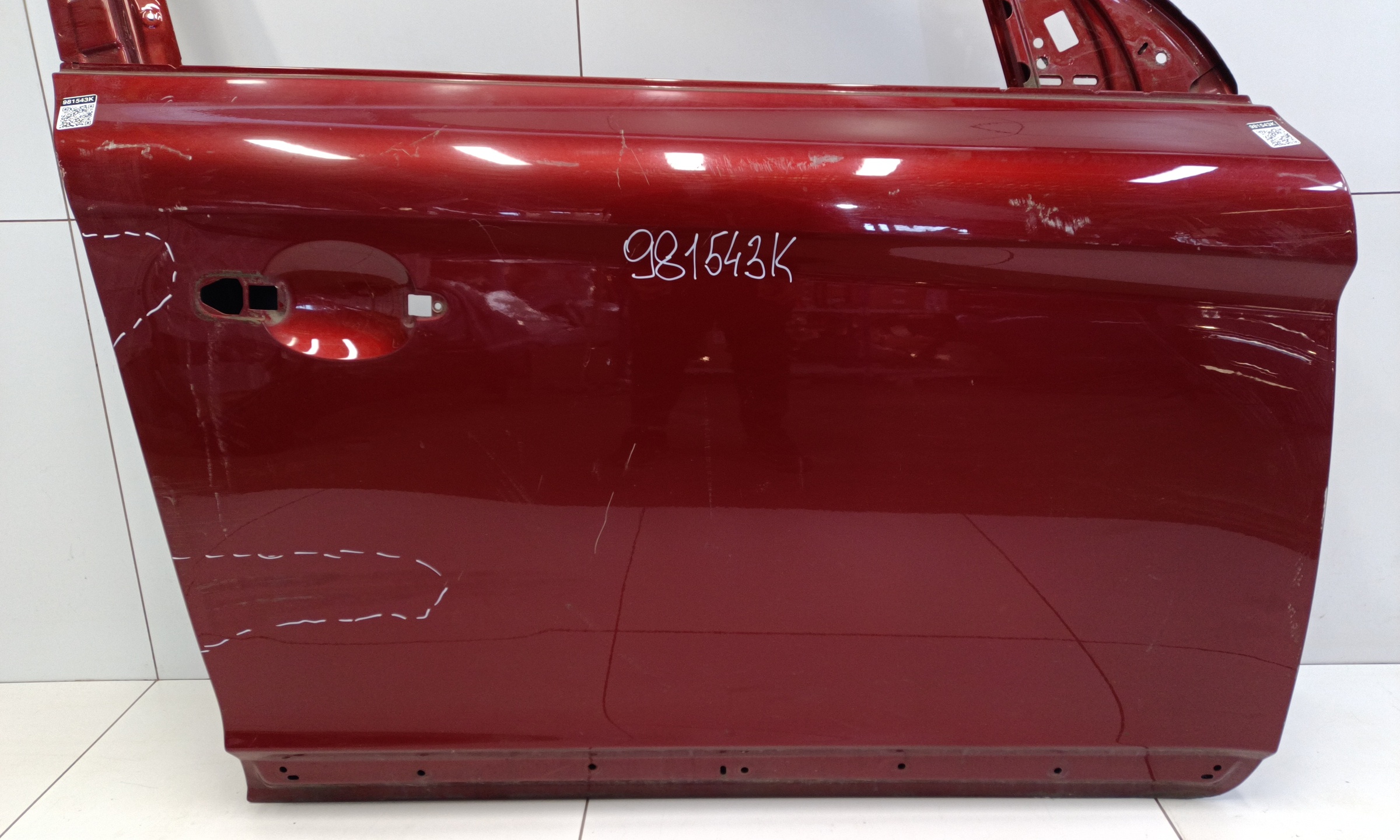 Дверь передняя правая Volvo XC60 1