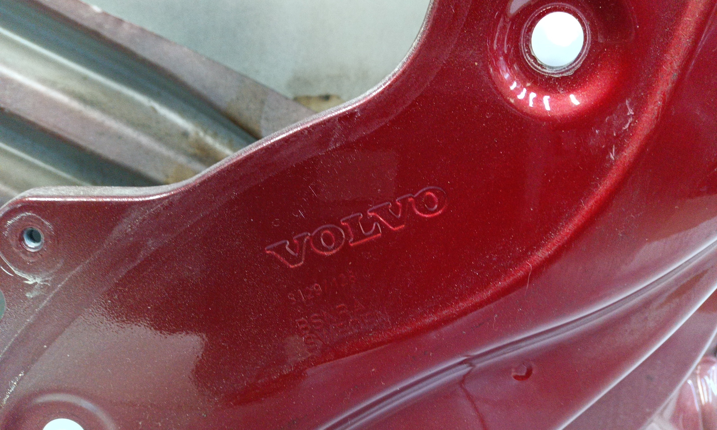 Дверь передняя правая Volvo XC60 1