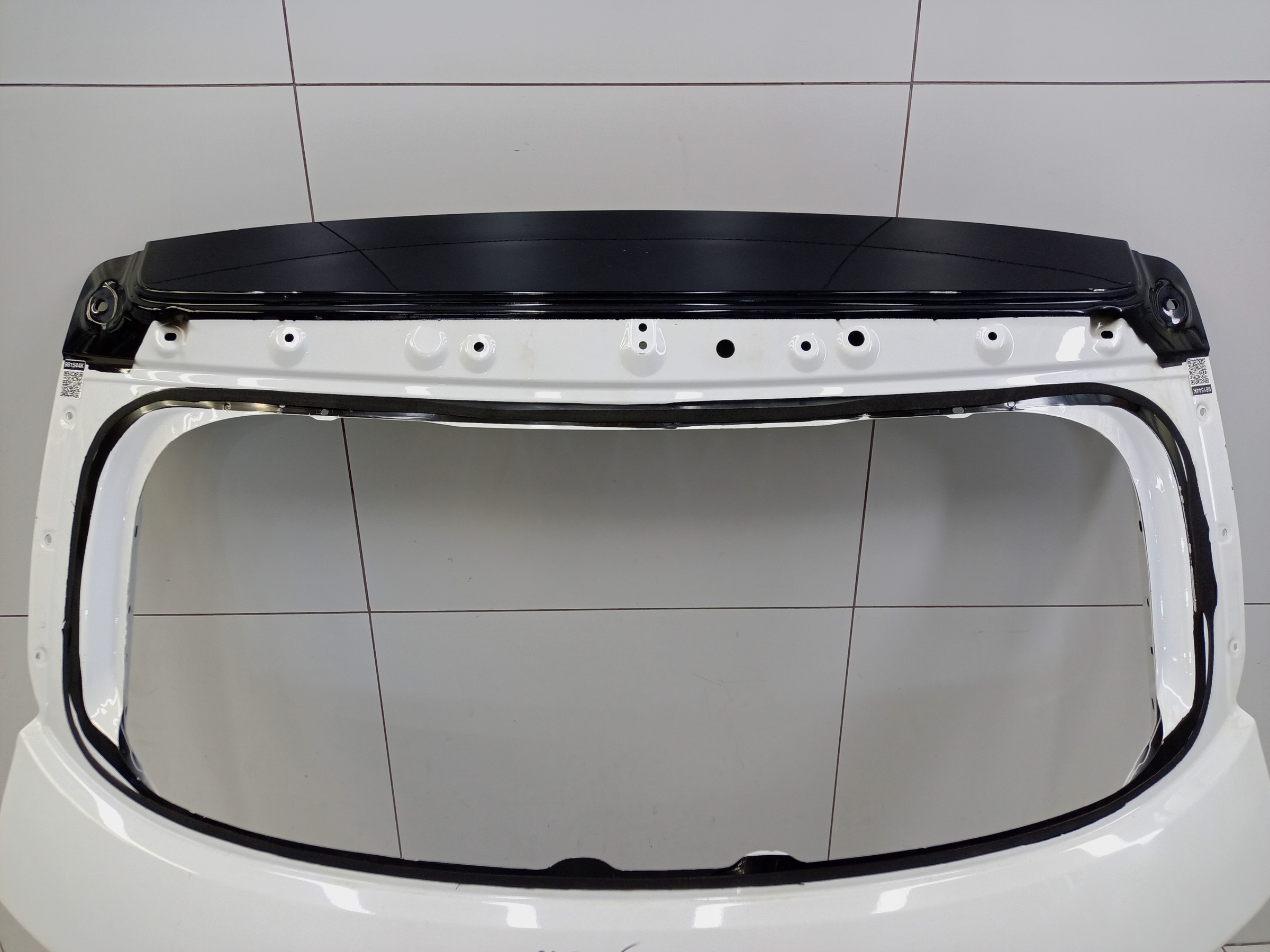 Крышка багажника Geely Coolray