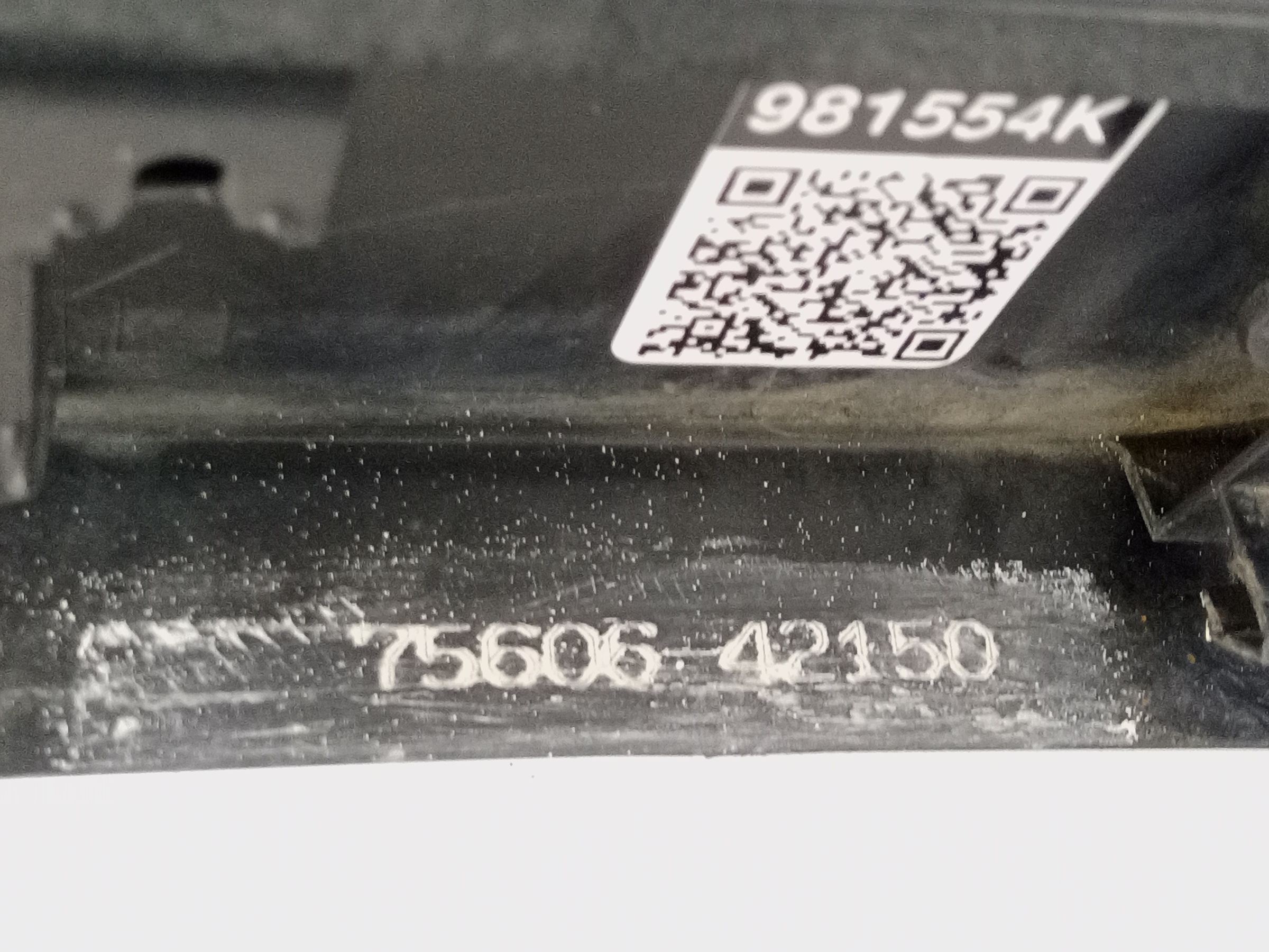 Накладка крыла заднего левого Toyota RAV4 XA50