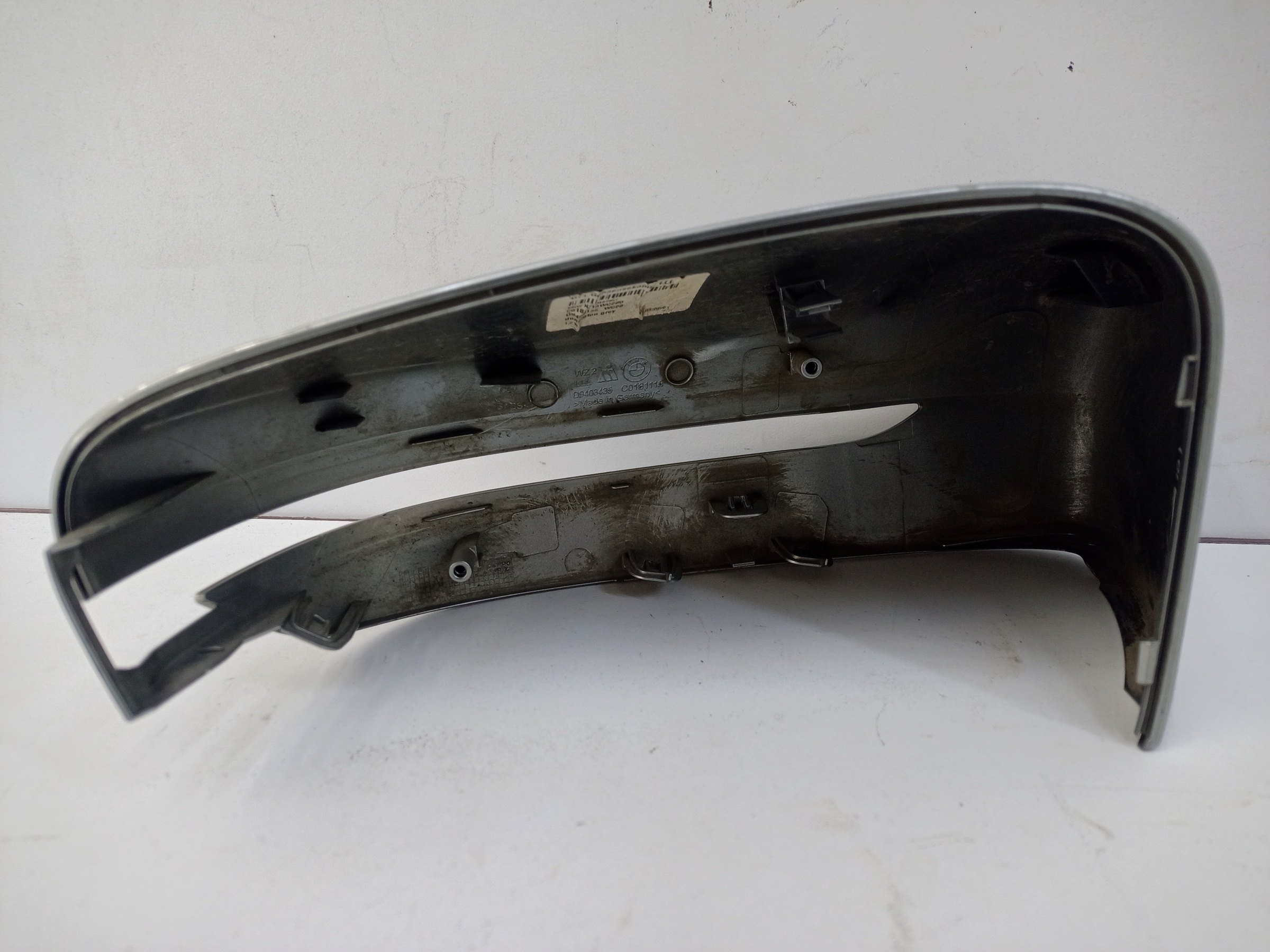 Крышка зеркала левого BMW 7er G11