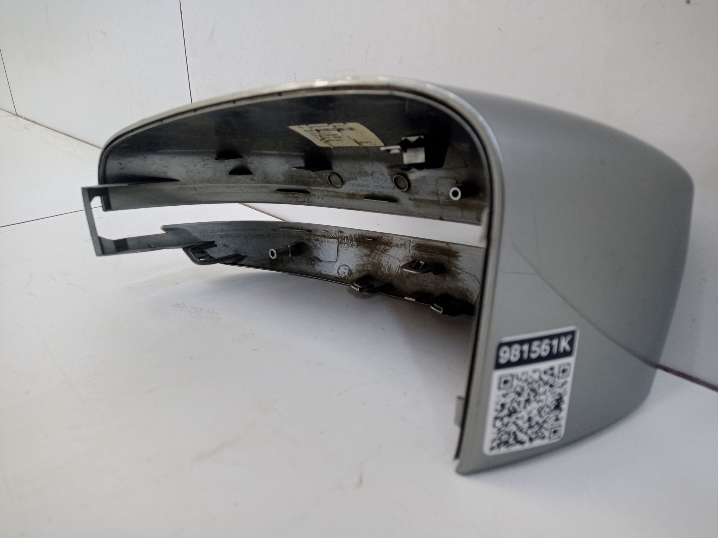 Крышка зеркала левого BMW 7er G11