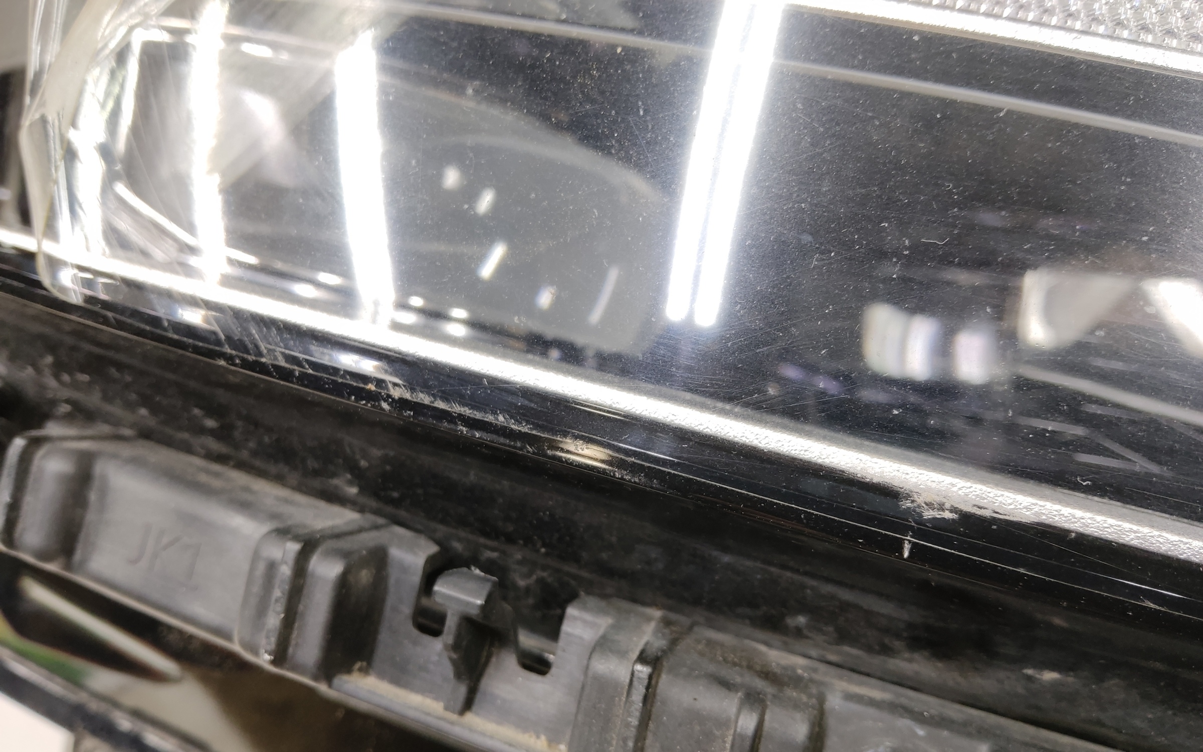 Фара передняя правая Genesis GV70 LED