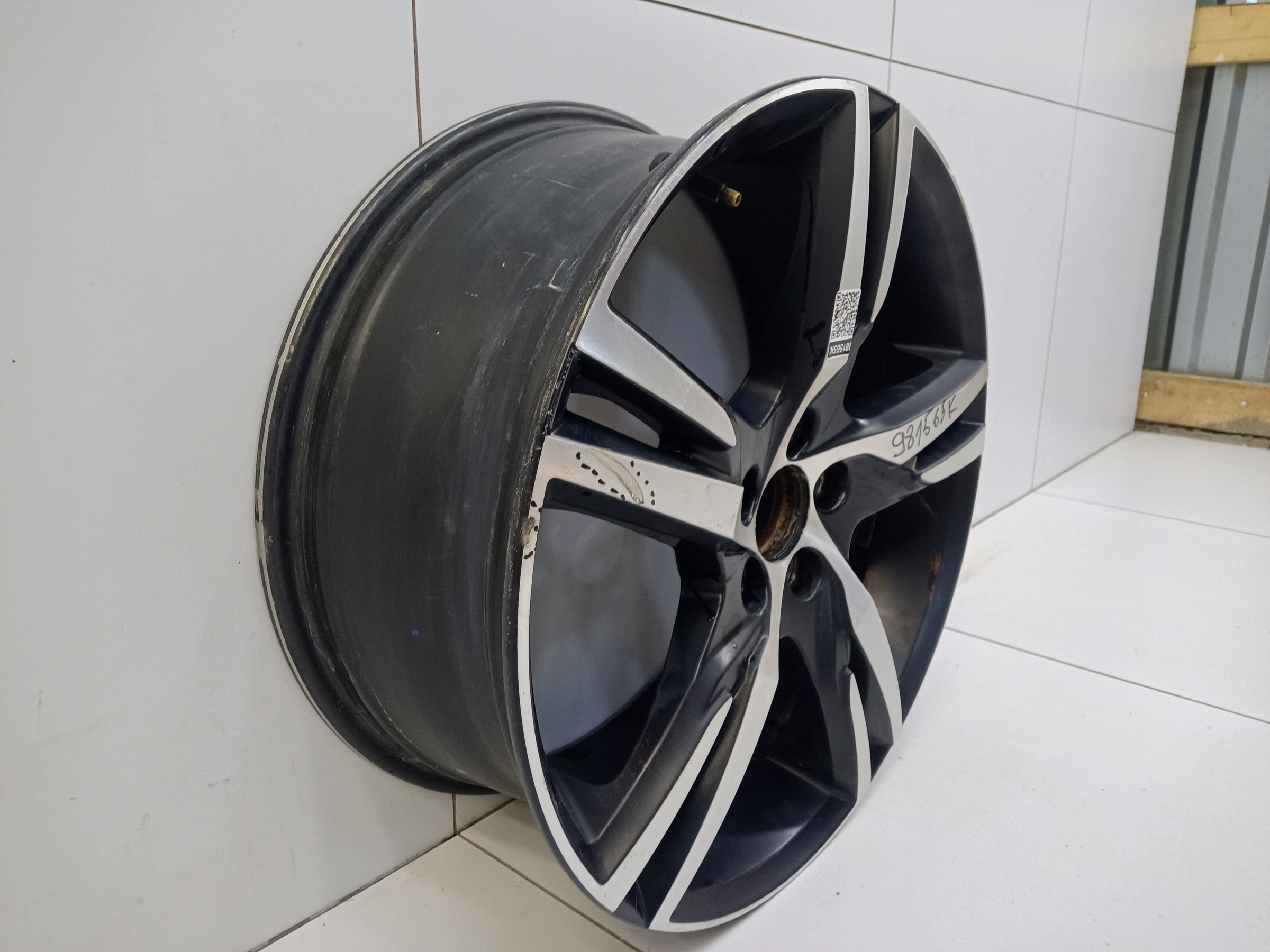 Диск колеса литой Volvo XC60 2 R19