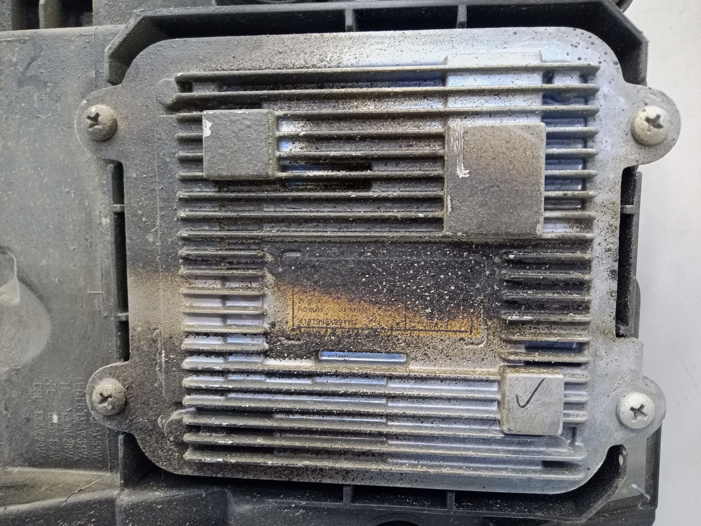 Фара передняя правая Haval H3 LED