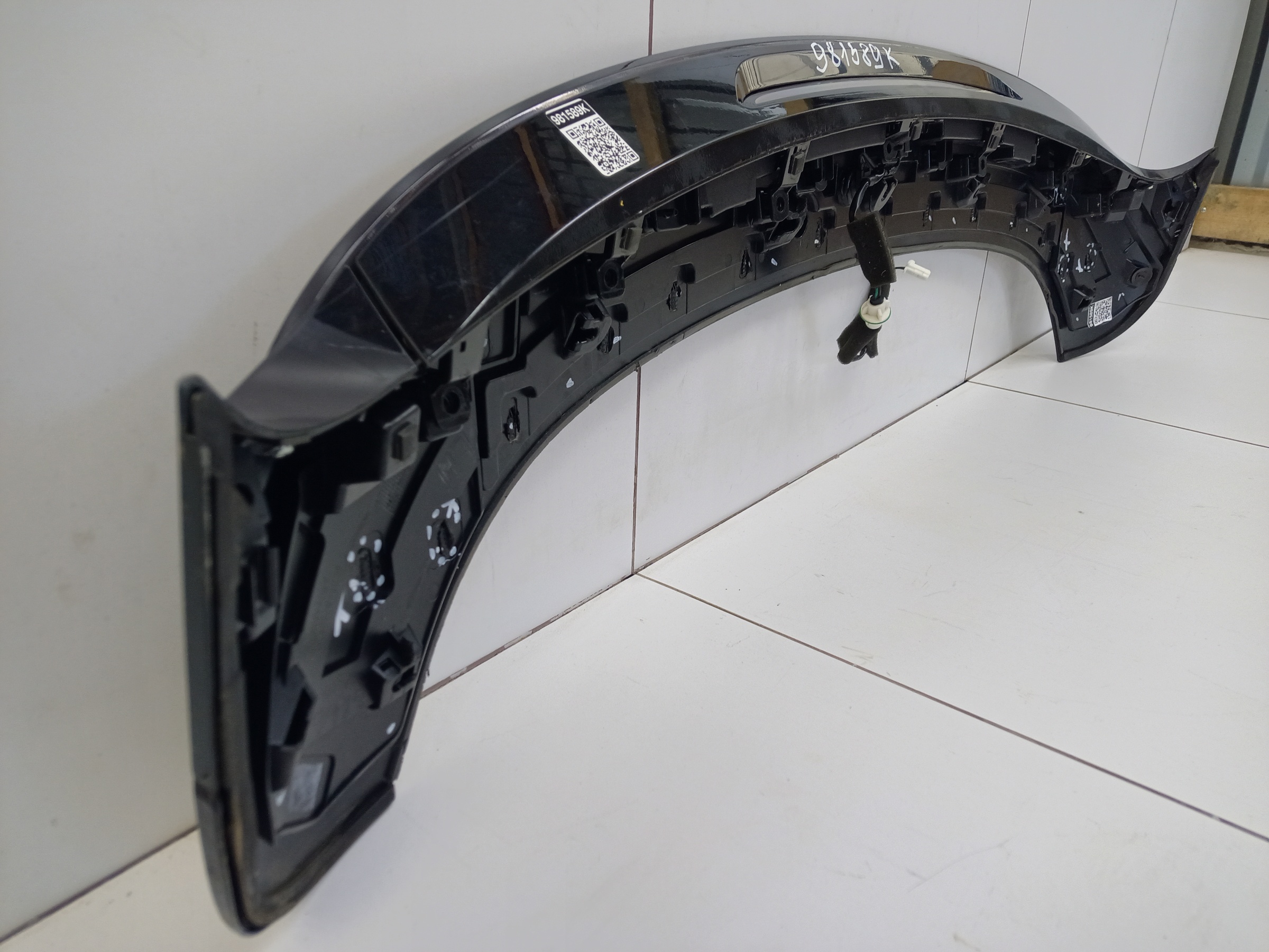 Спойлер крышки багажника Mazda CX-4 Restail