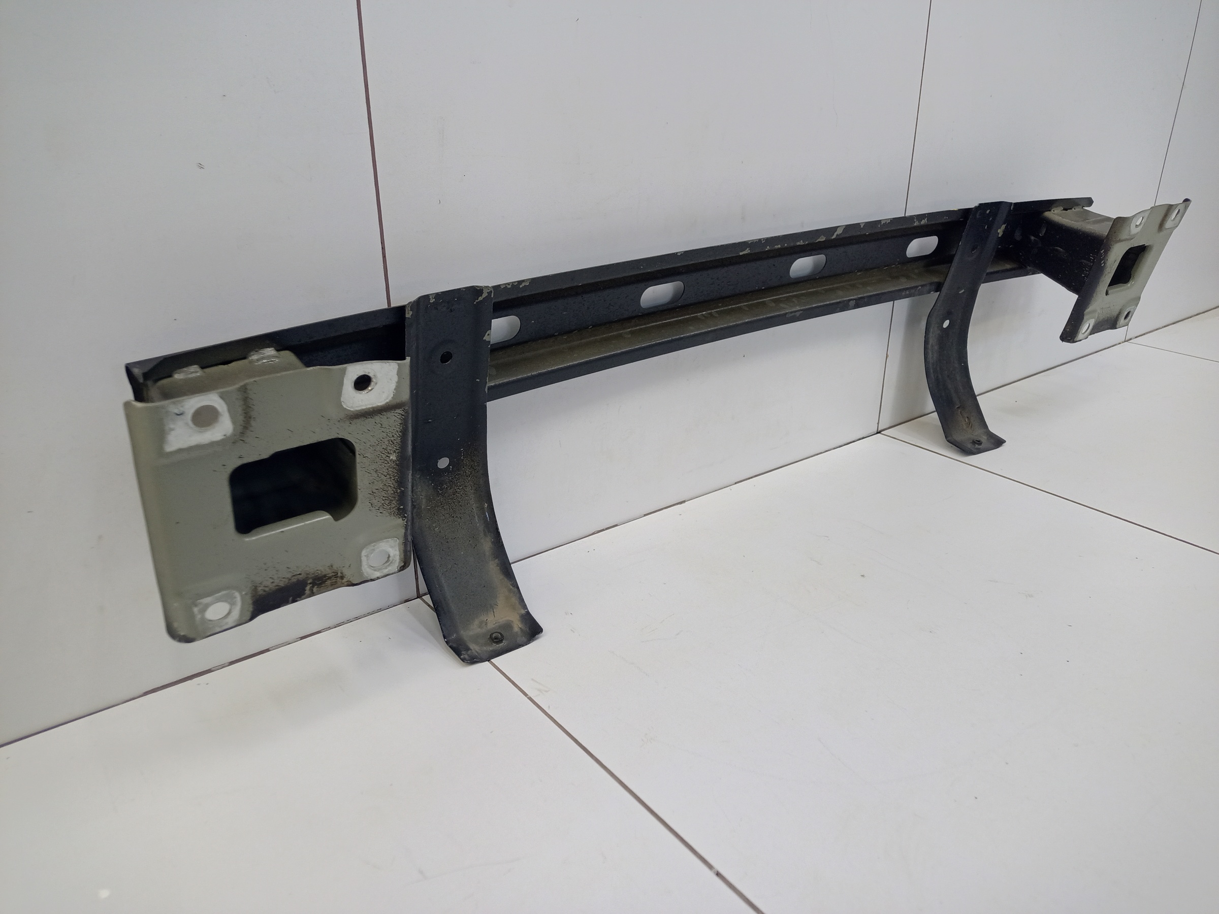 Усилитель заднего бампера Haval Jolion