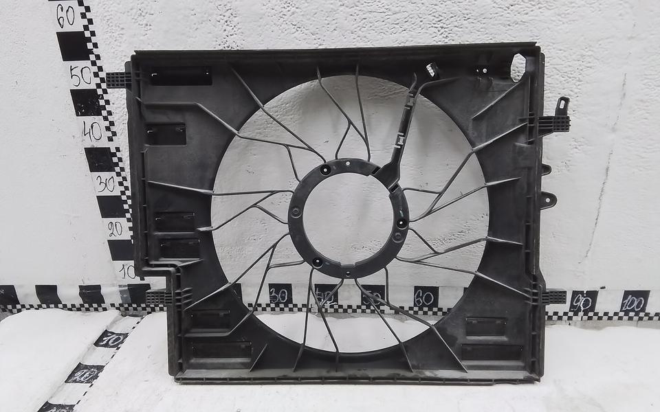 Диффузор вентилятора радиатора Volvo XC60 2