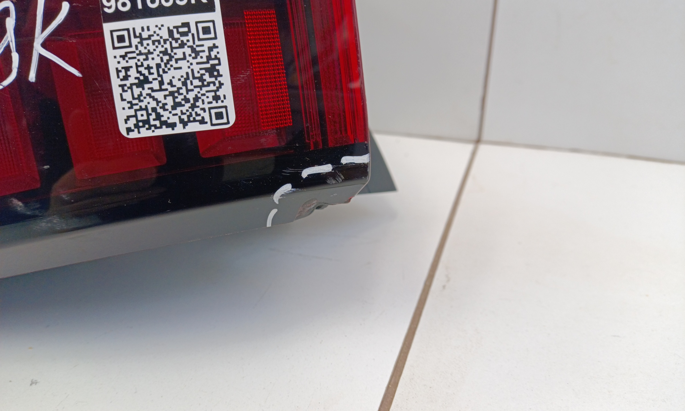 Фонарь задний левый наружный Exeed LX