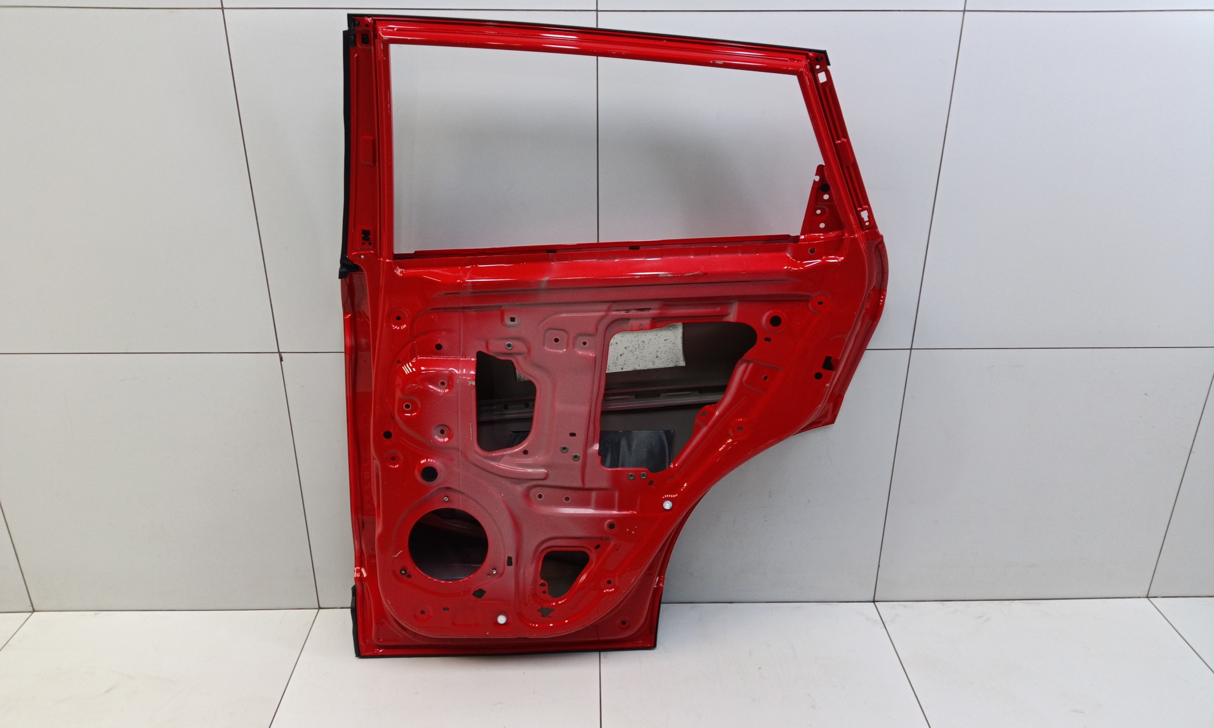 Дверь задняя правая Geely Coolray
