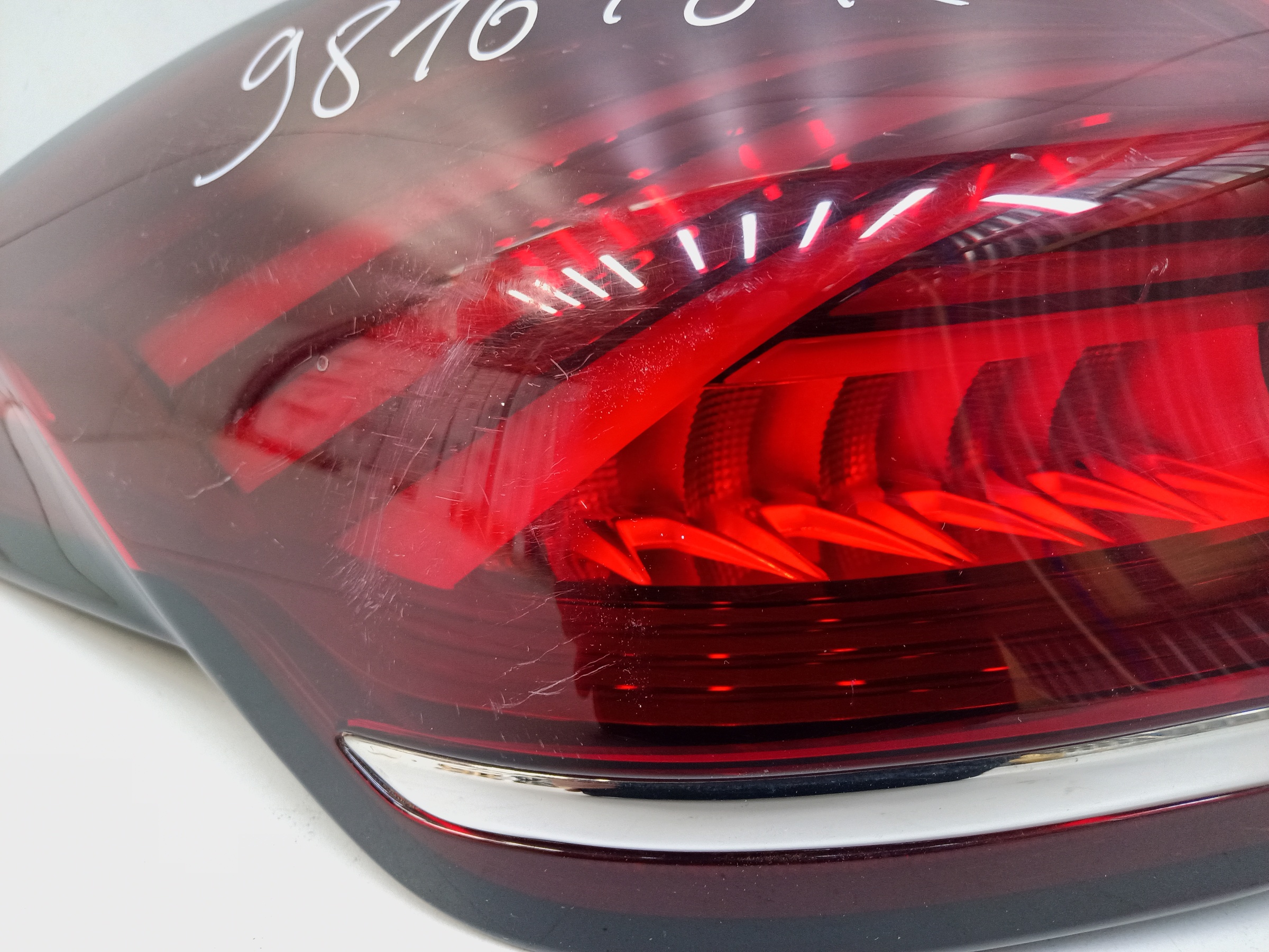 Фонарь задний левый наружный Geely Atlas Pro