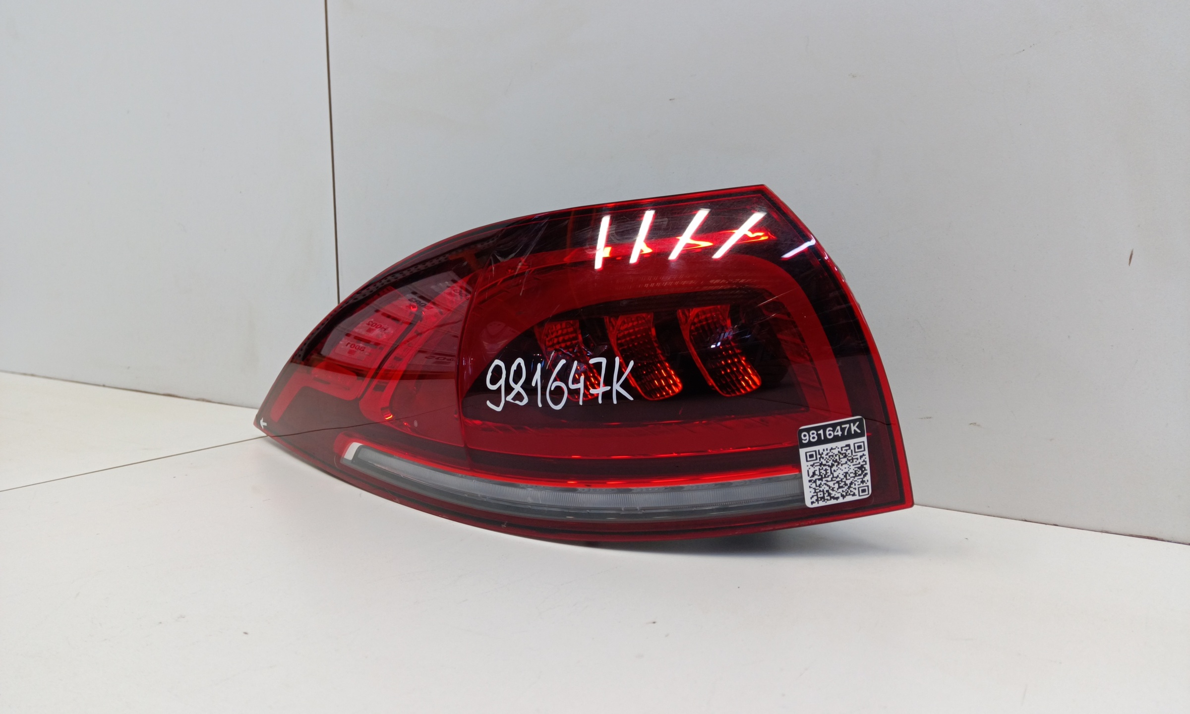 Фонарь задний левый наружный Mercedes-Benz GLE-klasse V167 LED