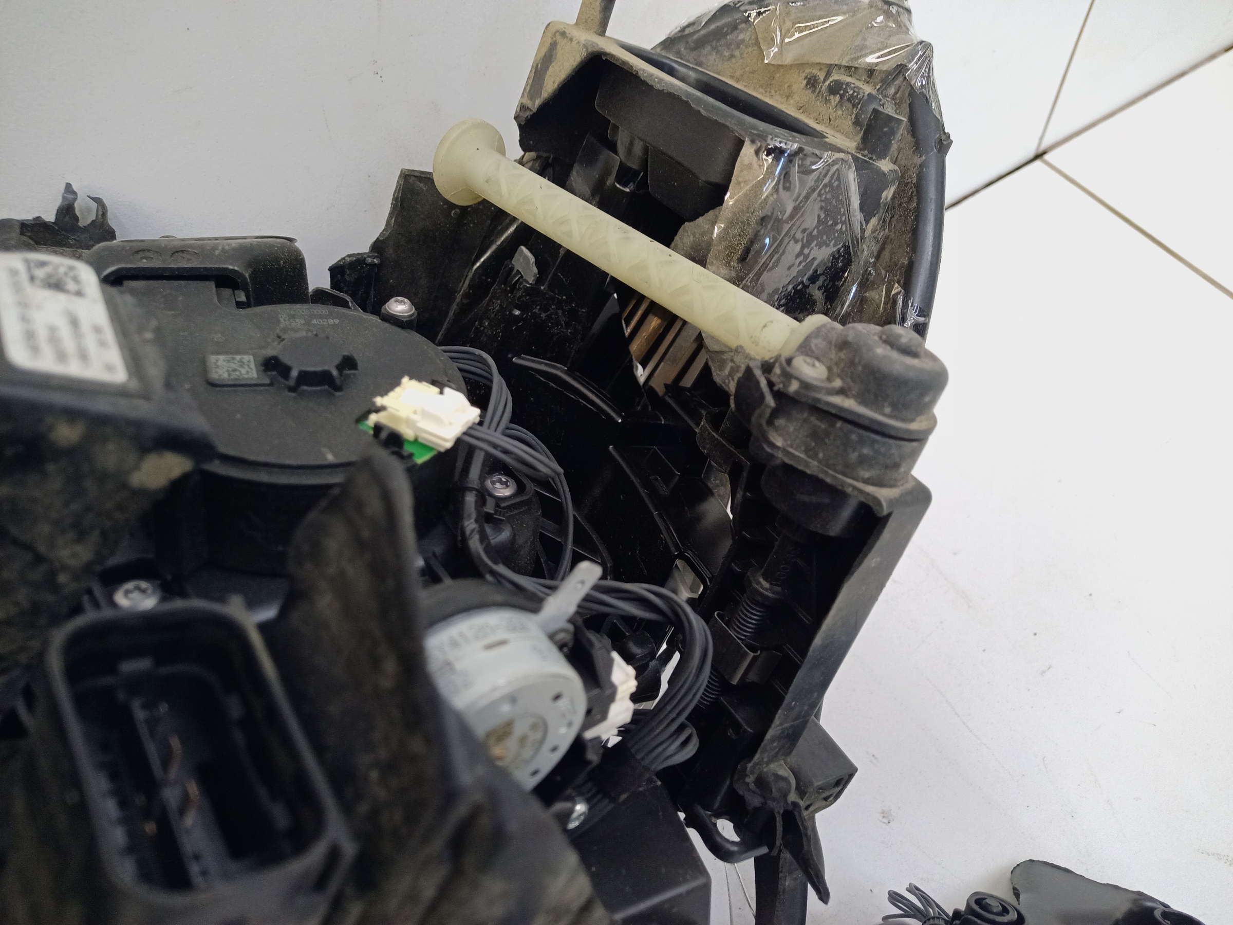 Фара передняя правая BMW 5er G30 LED адаптив