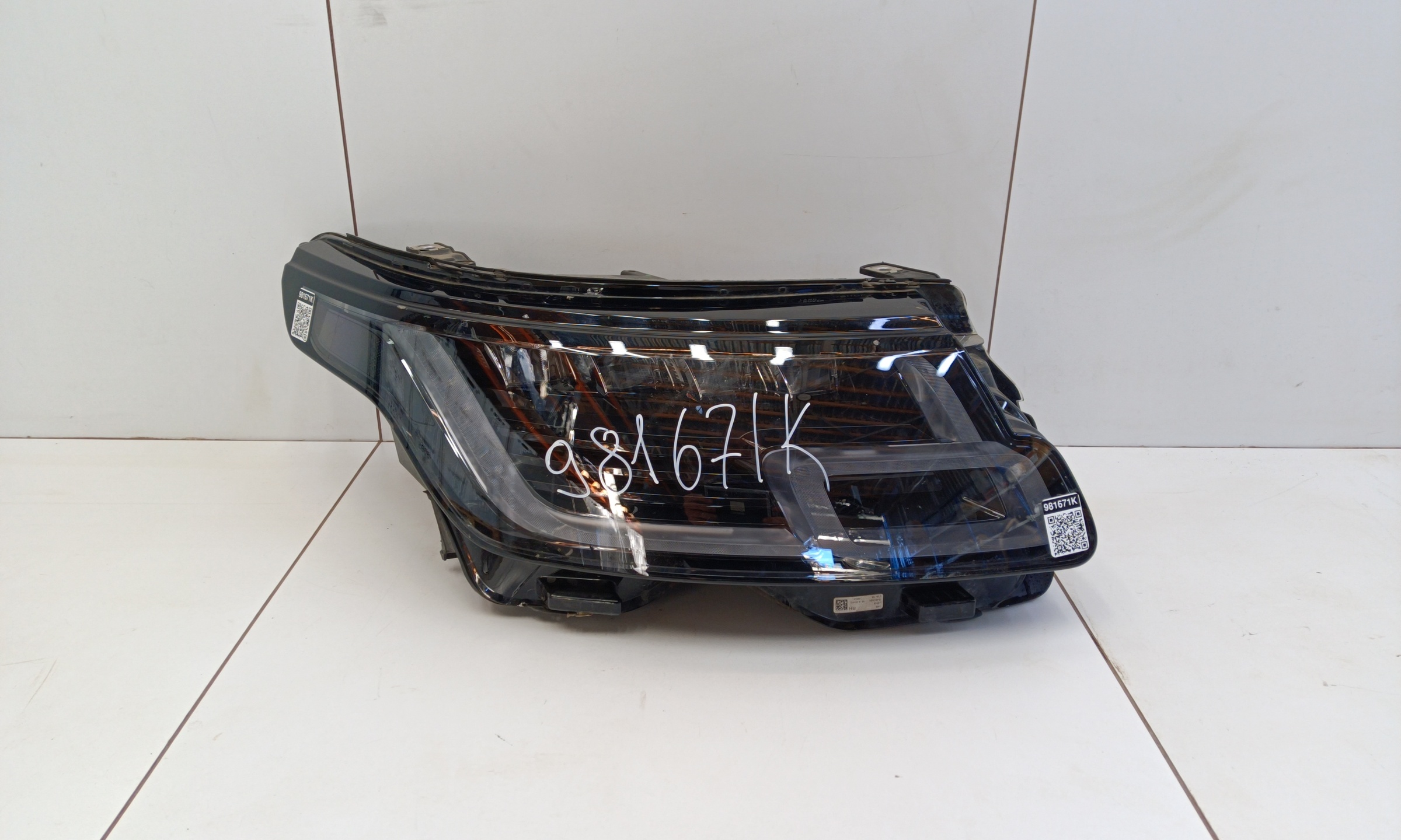 Фара передняя правая Land Rover Range Rover 4 Restail LED