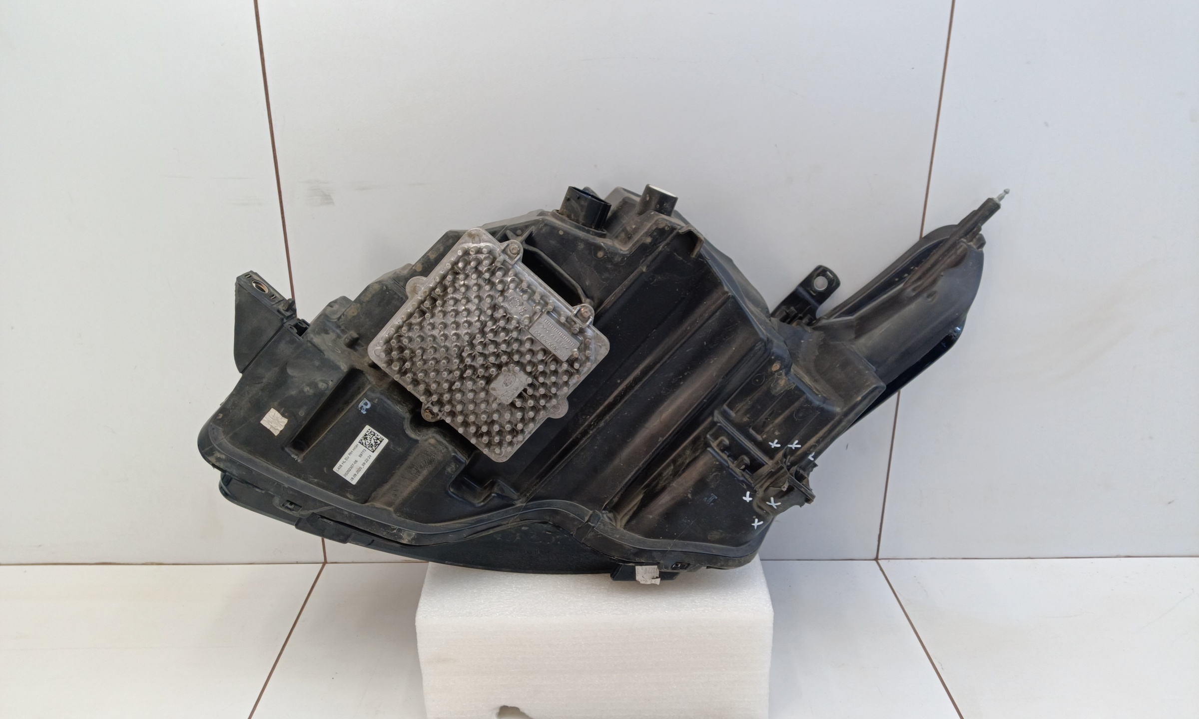Фара передняя правая Land Rover Range Rover 4 Restail LED
