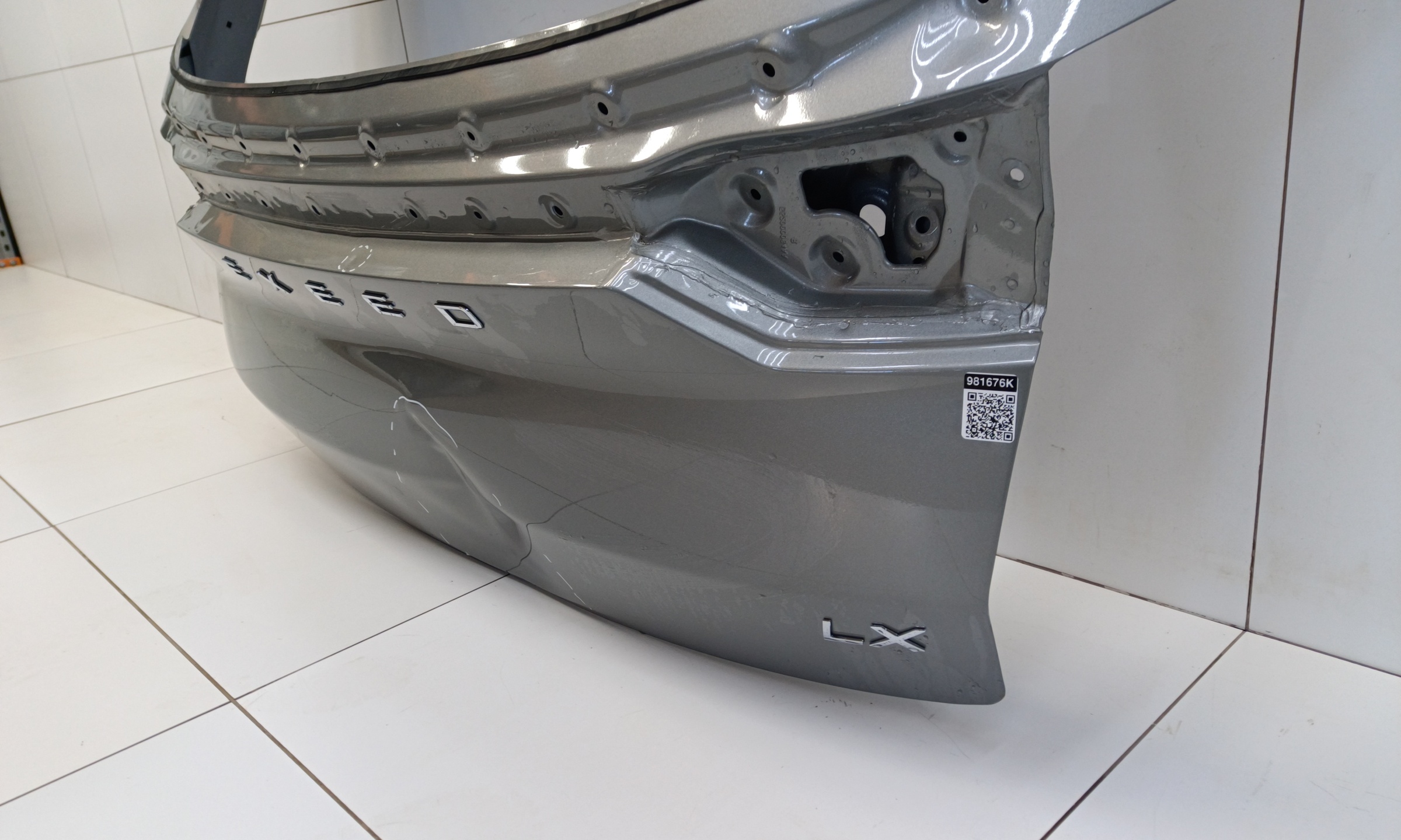 Крышка багажника Exeed LX