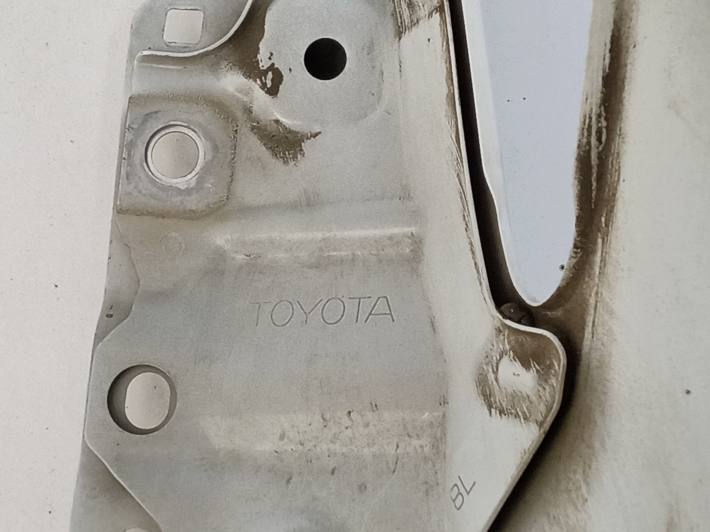 Крыло переднее левое Toyota Camry V70