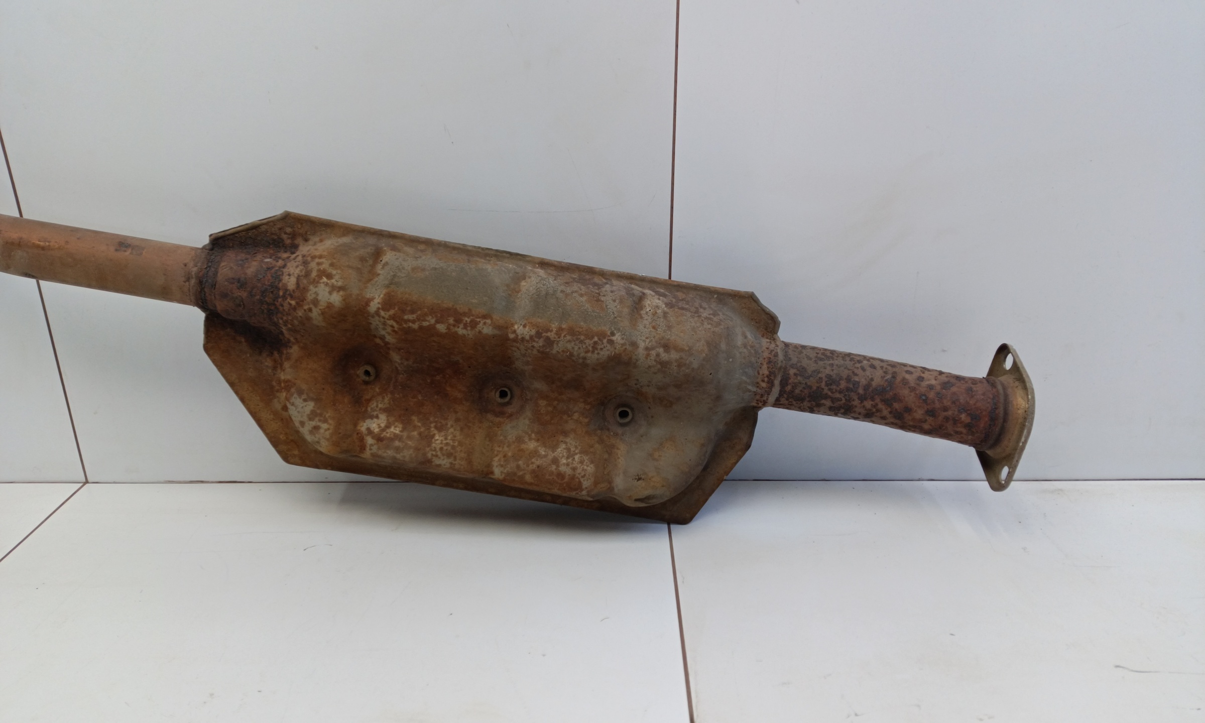 Глушитель средняя часть Subaru Forester 5 SK