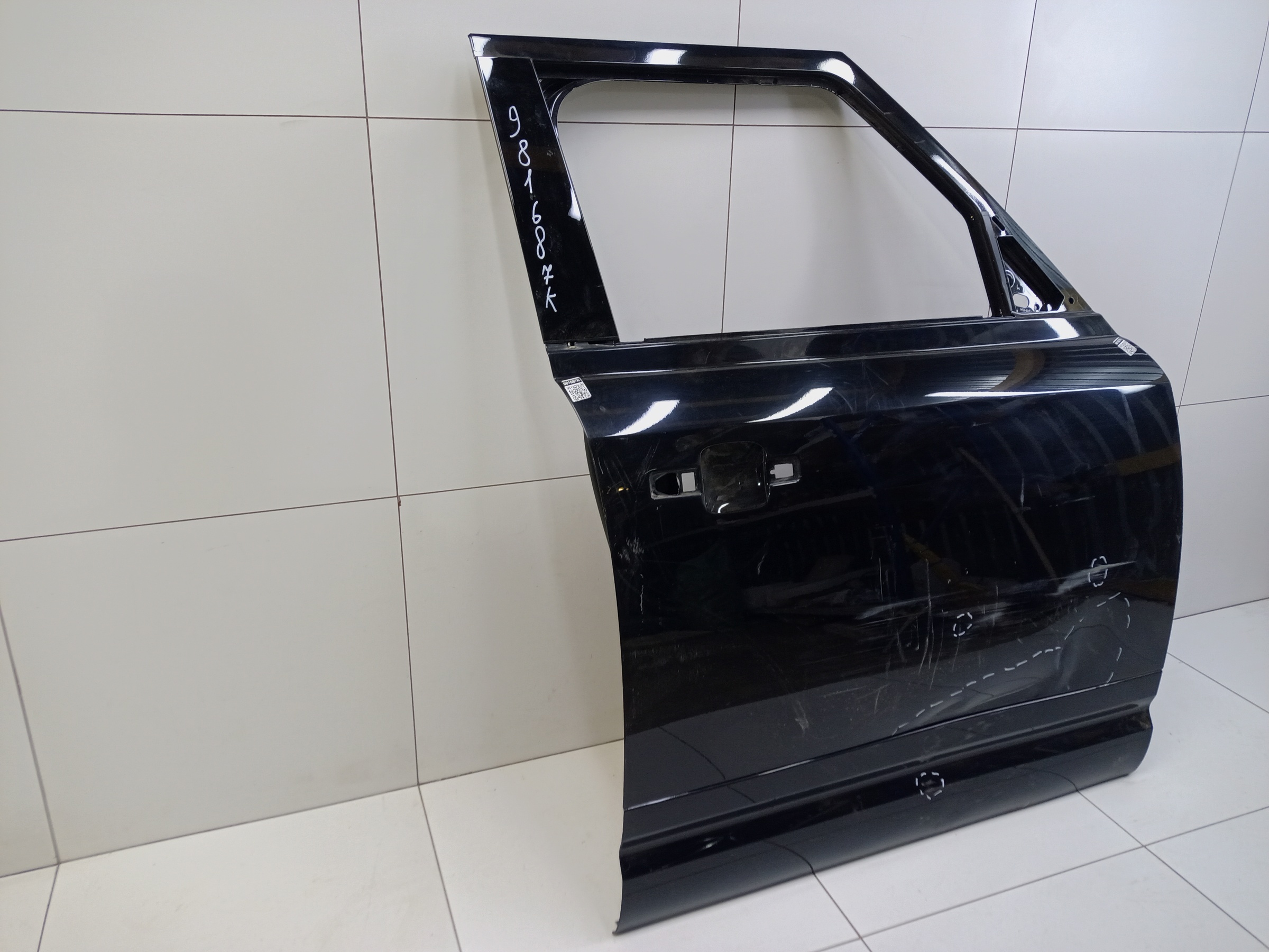 Дверь передняя правая Land Rover Defender 2