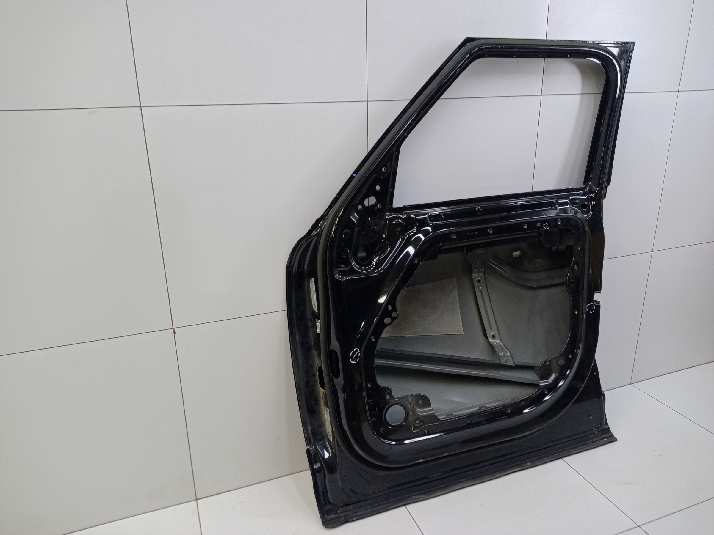 Дверь передняя правая Land Rover Defender 2