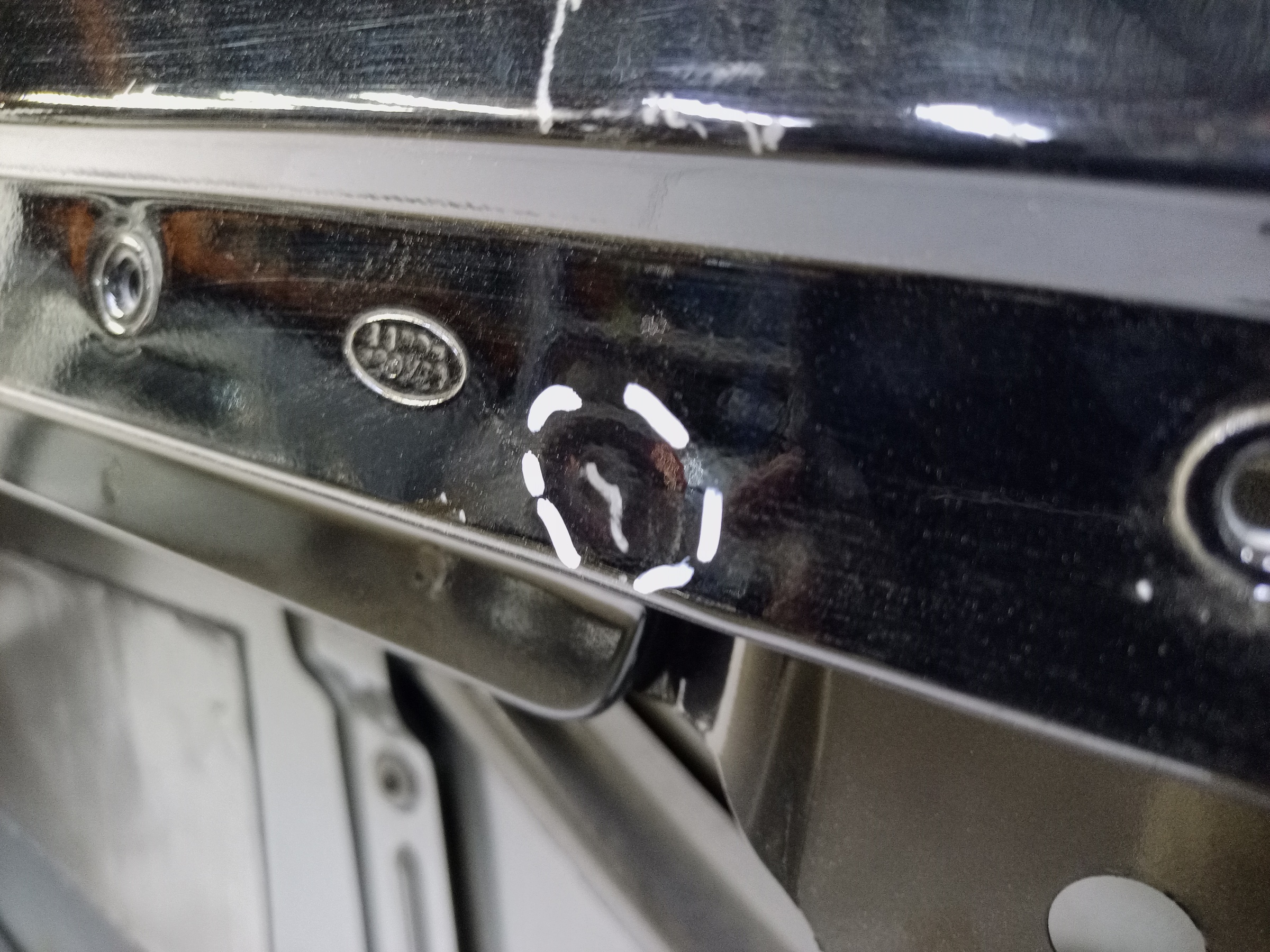 Дверь передняя правая Land Rover Defender 2