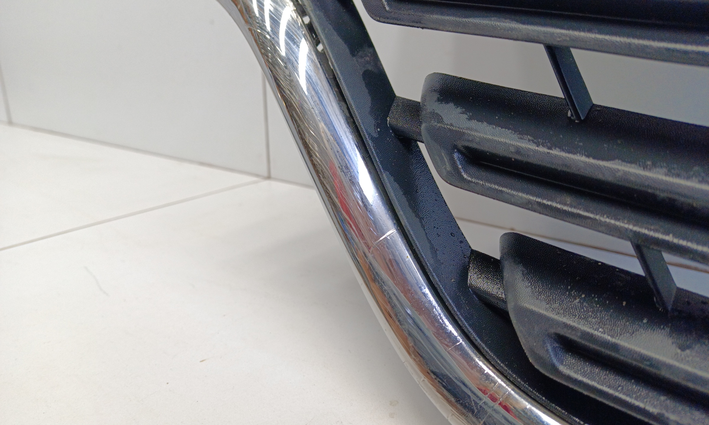 Решетка радиатора Renault Logan 2 Restail